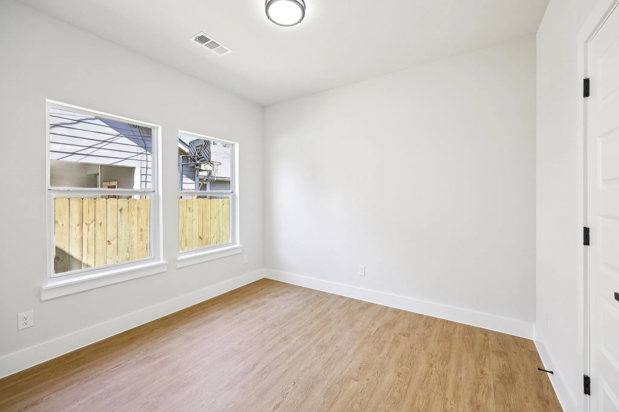 Single Family Residence For Sale in Dallas County , 3514 Dunbar Street, Dallas, Texas 75215, 3 Bedroom, 2 Bathroom, 1 Garage spaces, 1,646 Sqft, built in 2026, New Construction - Complete, Price $325,000, mls#21220561, Real Estate Agent in Dallas, Homes For Sale in Dallas county, Homes For Sale in Dallas, Realtor in Dallas Texas, Real Estate Brokerage Independent Realty Texas, Luminita Cordes Realtor