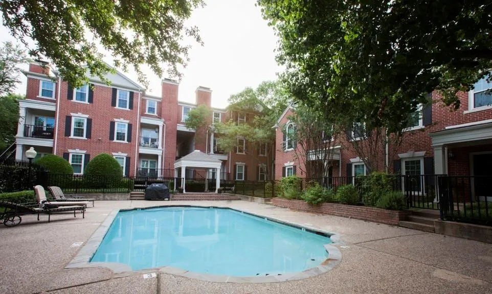 Condominium For Sale in Dallas County , 5407 Bryan Street B209, Dallas, Texas 75206, 1 Bedroom, 2 Bathroom, 1 Garage spaces, 1,059 Sqft, built in 1985, mls#21217195, Real Estate Agent in Dallas, Homes For Sale in Dallas county, Homes For Sale in Dallas, Realtor in Dallas Texas, Real Estate Brokerage Independent Realty Texas, Luminita Cordes Realtor