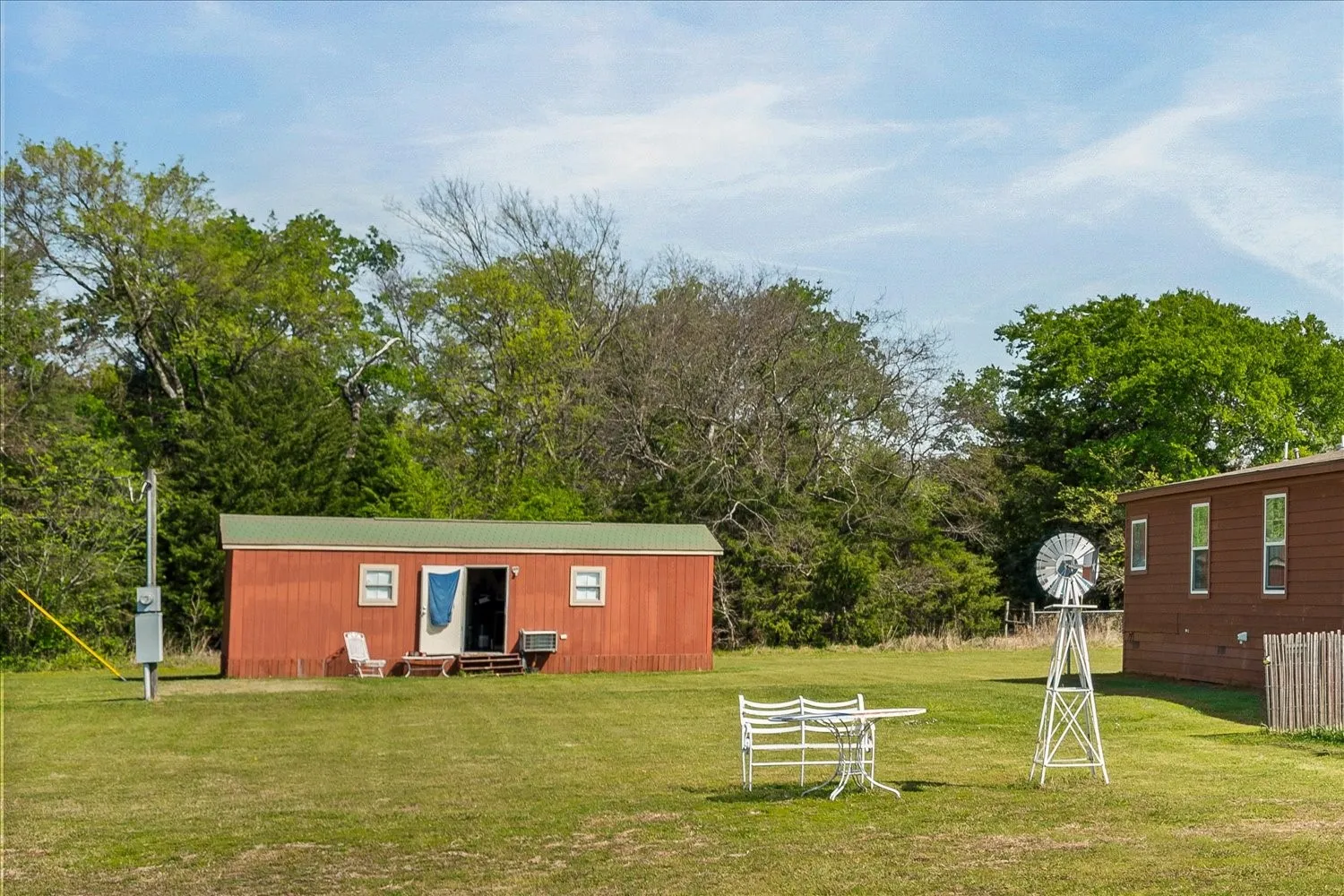 Farm For Sale in Hunt County , 782 FM 1564 E, Greenville, Texas 75402, 3 Bedroom, 2 Bathroom, Garage spaces, 1,580 Sqft, built in 2015, Preowned, mls#21219690, Real Estate Agent in Greenville, Homes For Sale in Hunt county, Homes For Sale in Greenville, Realtor in Greenville Texas, Real Estate Brokerage Independent Realty Texas, Luminita Cordes Realtor