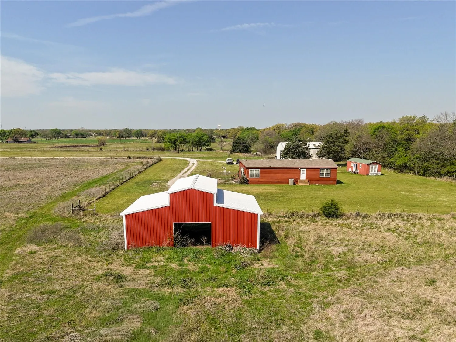 Farm For Sale in Hunt County , 782 FM 1564 E, Greenville, Texas 75402, 3 Bedroom, 2 Bathroom, Garage spaces, 1,580 Sqft, built in 2015, Preowned, mls#21219690, Real Estate Agent in Greenville, Homes For Sale in Hunt county, Homes For Sale in Greenville, Realtor in Greenville Texas, Real Estate Brokerage Independent Realty Texas, Luminita Cordes Realtor