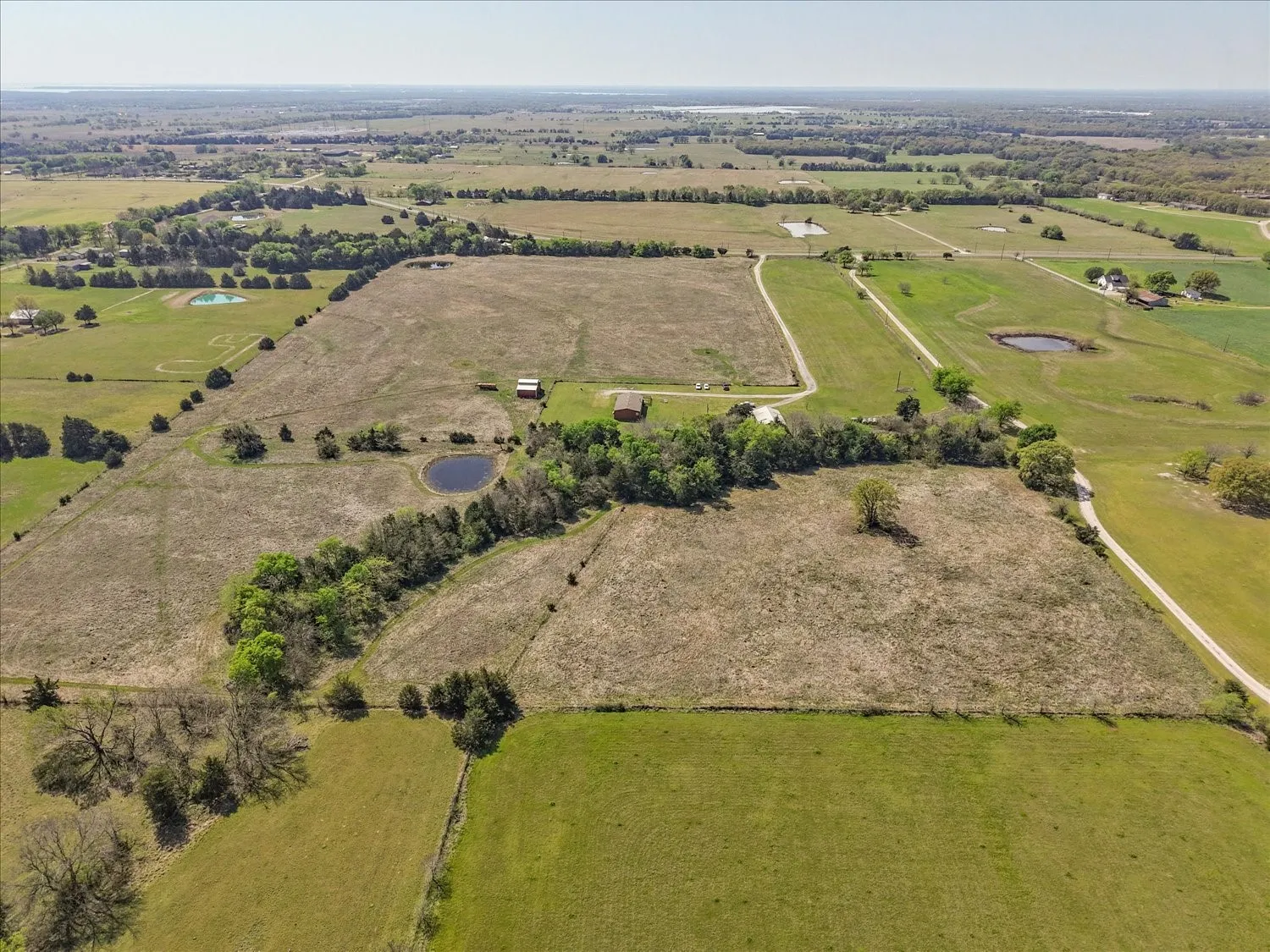 Farm For Sale in Hunt County , 782 FM 1564 E, Greenville, Texas 75402, 3 Bedroom, 2 Bathroom, Garage spaces, 1,580 Sqft, built in 2015, Preowned, mls#21219690, Real Estate Agent in Greenville, Homes For Sale in Hunt county, Homes For Sale in Greenville, Realtor in Greenville Texas, Real Estate Brokerage Independent Realty Texas, Luminita Cordes Realtor