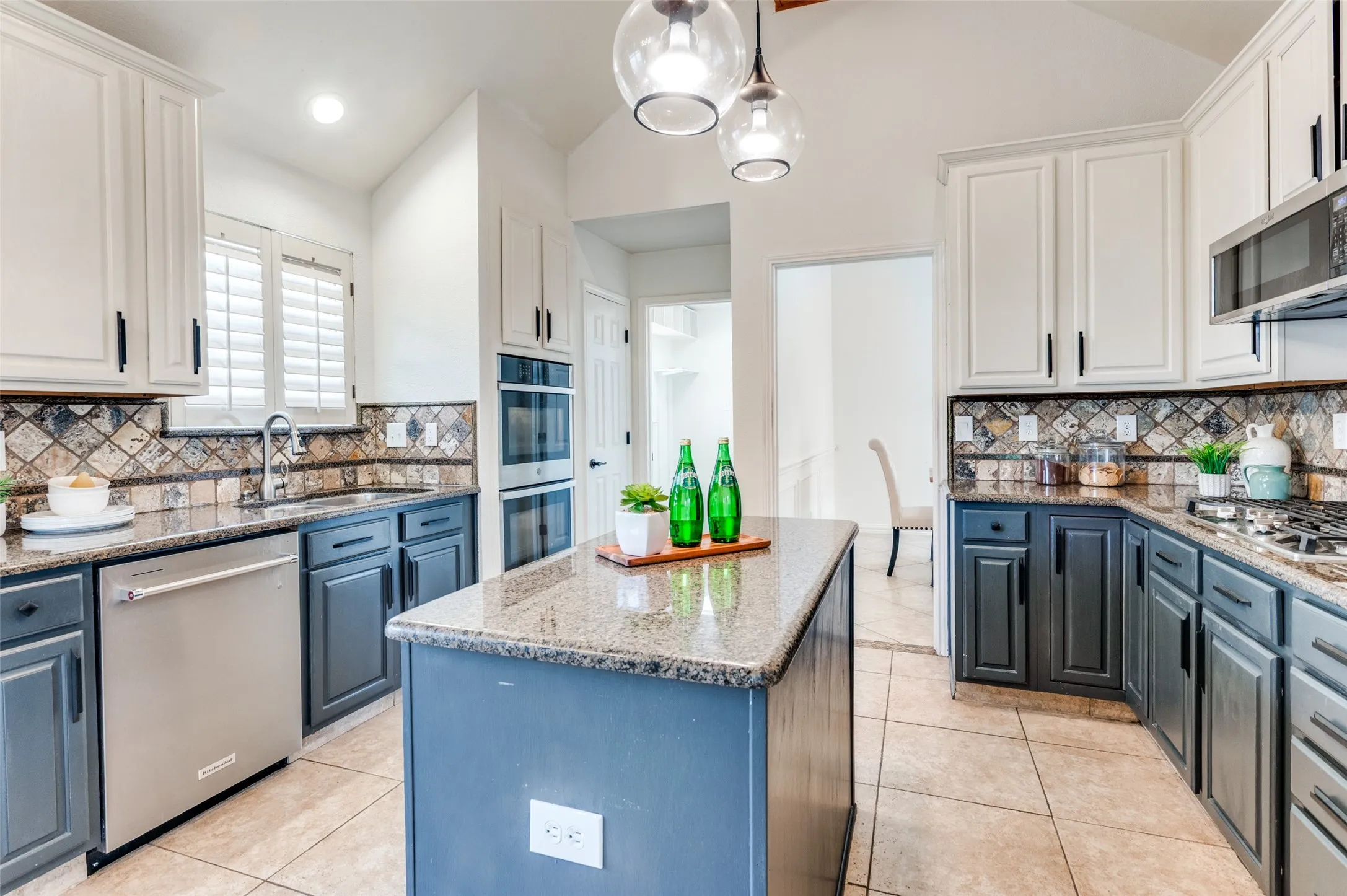 Single Family Residence For Sale in Tarrant County , 5444 Yellowstone Trail, Fort Worth, Texas 76137, 4 Bedrooms, 2 Bathrooms, 2 Garage spaces, 2,114 Sqft, built in 1994, Preowned, Price $340,000, mls#21196767, Real Estate Agent in Fort Worth, Homes For Sale in Tarrant county, Homes For Sale in Fort Worth, Realtor in Fort Worth Texas, Real Estate Brokerage Independent Realty Texas, Luminita Cordes Realtor