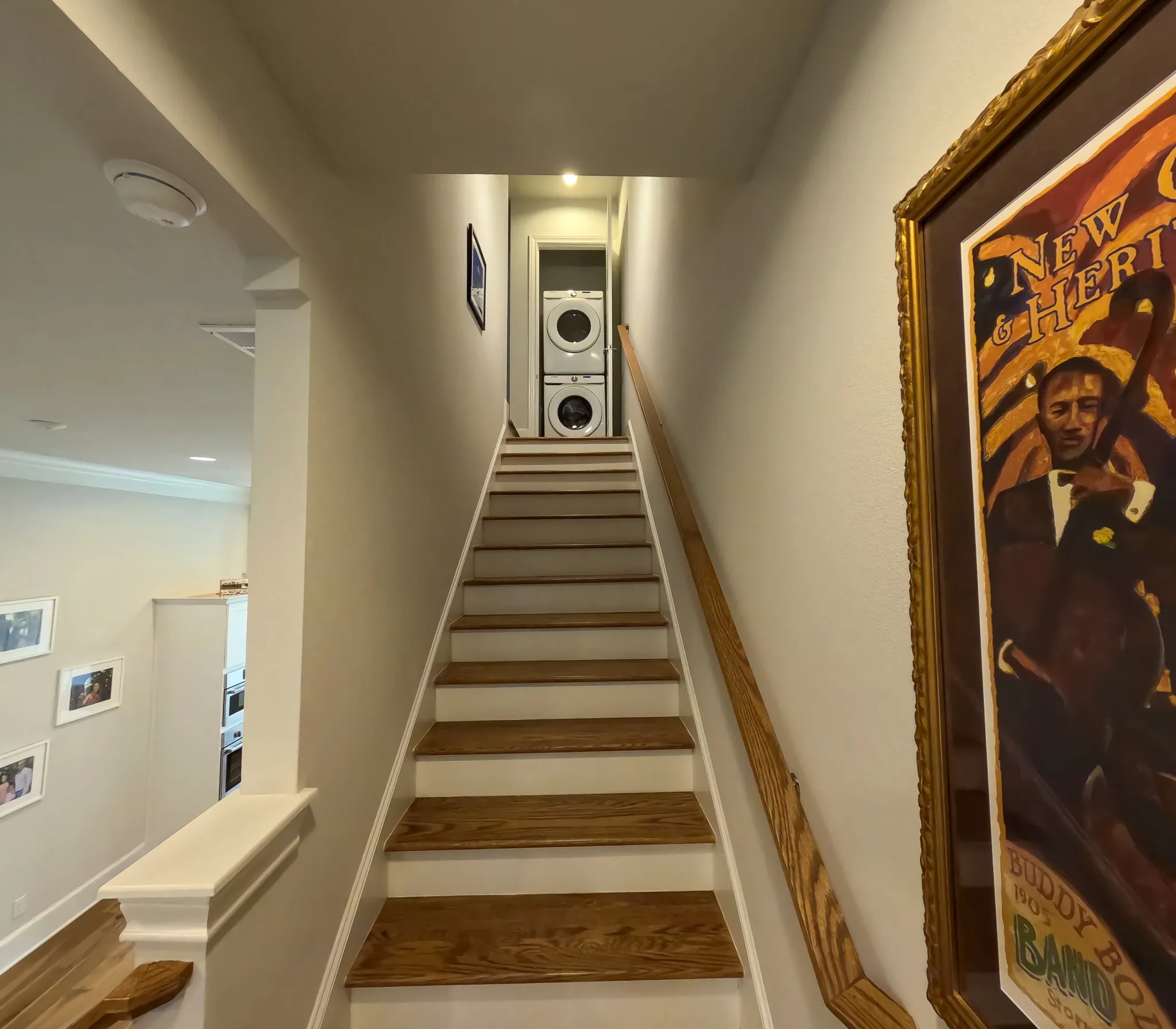 Single Family Residence For Sale in Dallas County , 4643 Warwood Lane, Dallas, Texas 75219, 2 Bedroom, 3 Bathroom, 2 Garage spaces, 1,480 Sqft, built in 2021, mls#21220738, Real Estate Agent in Dallas, Homes For Sale in Dallas county, Homes For Sale in Dallas, Realtor in Dallas Texas, Real Estate Brokerage Independent Realty Texas, Luminita Cordes Realtor