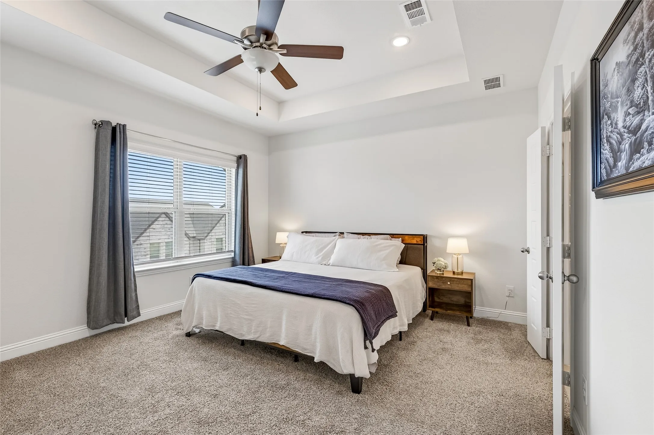 Townhouse For Sale in Denton County , 300 Colusa Drive, Lewisville, Texas 75056, 3 Bedroom, 4 Bathroom, 2 Garage spaces, 2,185 Sqft, built in 2022, Preowned, mls#21220832, Real Estate Agent in Lewisville, Homes For Sale in Denton county, Homes For Sale in Lewisville, Realtor in Lewisville Texas, Real Estate Brokerage Independent Realty Texas, Luminita Cordes Realtor