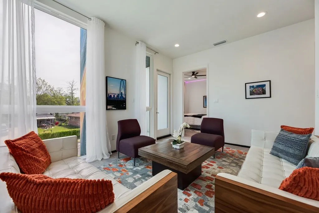 Single Family Residence For Sale in Dallas County , 3415 Chihuahua Avenue, Dallas, Texas 75212, 4 Bedroom, 4 Bathroom, 2 Garage spaces, 2,540 Sqft, built in 2024, New Construction - Complete, mls#21217404, Real Estate Agent in Dallas, Homes For Sale in Dallas county, Homes For Sale in Dallas, Realtor in Dallas Texas, Real Estate Brokerage Independent Realty Texas, Luminita Cordes Realtor