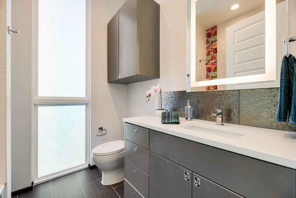 Single Family Residence For Sale in Dallas County , 3415 Chihuahua Avenue, Dallas, Texas 75212, 4 Bedroom, 4 Bathroom, 2 Garage spaces, 2,540 Sqft, built in 2024, New Construction - Complete, mls#21217404, Real Estate Agent in Dallas, Homes For Sale in Dallas county, Homes For Sale in Dallas, Realtor in Dallas Texas, Real Estate Brokerage Independent Realty Texas, Luminita Cordes Realtor