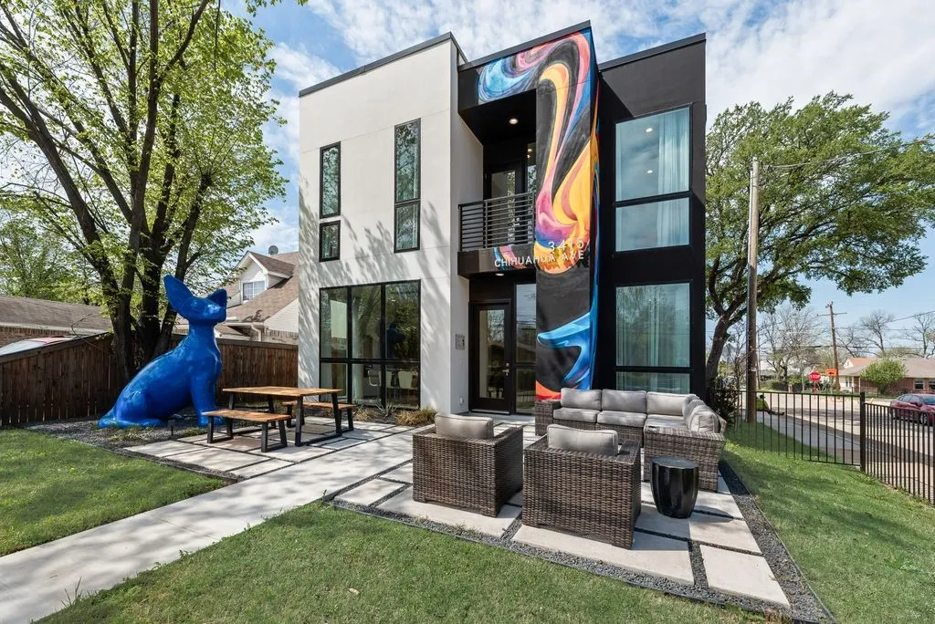 Single Family Residence For Sale in Dallas County , 3415 Chihuahua Avenue, Dallas, Texas 75212, 4 Bedroom, 4 Bathroom, 2 Garage spaces, 2,540 Sqft, built in 2024, New Construction - Complete, mls#21217404, Real Estate Agent in Dallas, Homes For Sale in Dallas county, Homes For Sale in Dallas, Realtor in Dallas Texas, Real Estate Brokerage Independent Realty Texas, Luminita Cordes Realtor