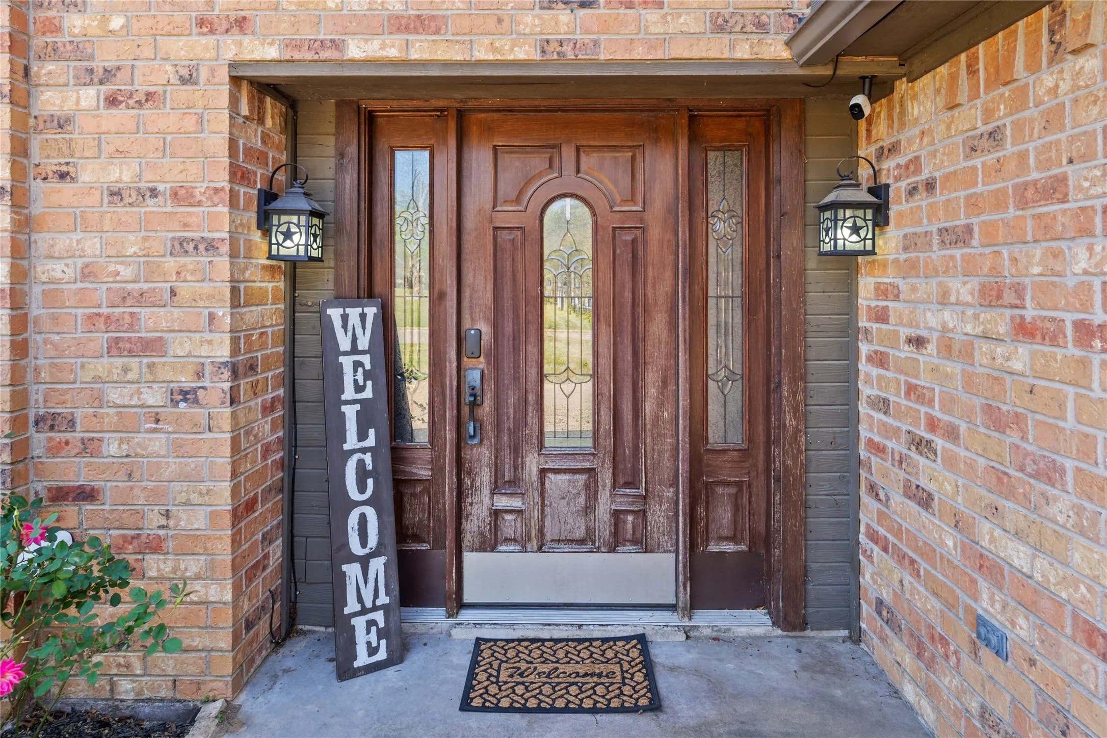 Single Family Residence For Sale in Hopkins County , 1712 Gena Drive, Sulphur Springs, Texas 75482, 4 Bedroom, 3 Bathroom, 2 Garage spaces, 2,413 Sqft, built in 1982, mls#21219401, Real Estate Agent in Sulphur Springs, Homes For Sale in Hopkins county, Homes For Sale in Sulphur Springs, Realtor in Sulphur Springs Texas, Real Estate Brokerage Independent Realty Texas, Luminita Cordes Realtor