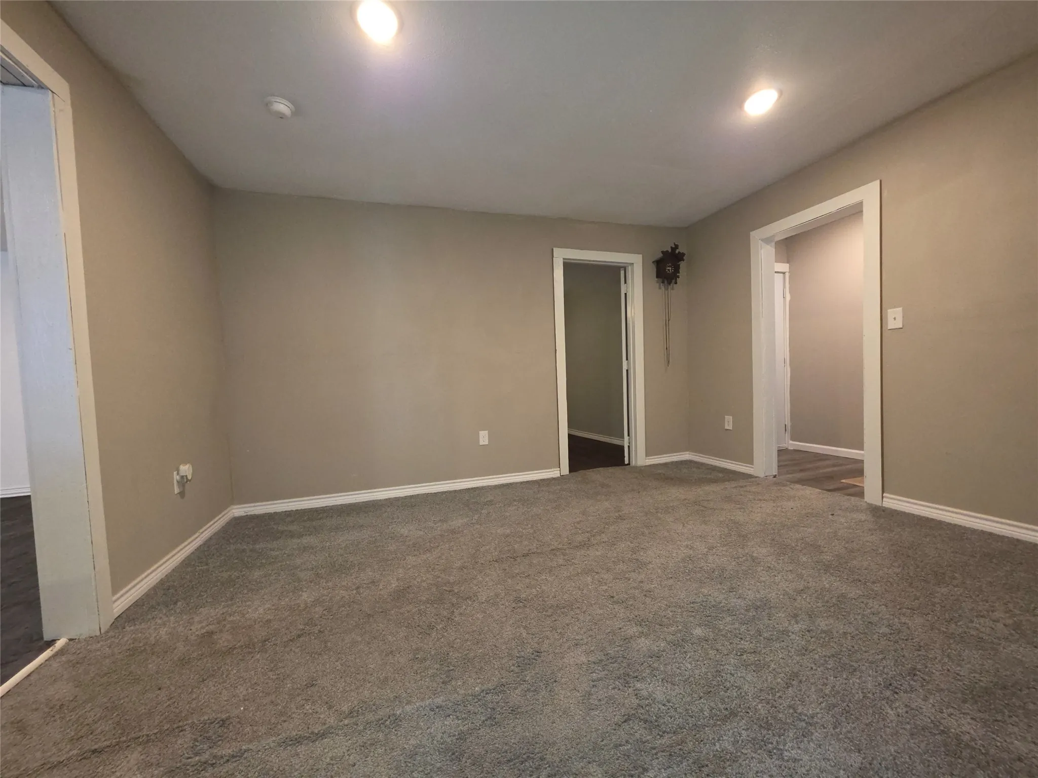 Single Family Residence For Sale in Limestone County , 409 E Houston Street, Mexia, Texas 76667, 3 Bedroom, 2 Bathroom, Garage spaces, 1,784 Sqft, built in 1957, mls#21199918, Real Estate Agent in Mexia, Homes For Sale in Limestone county, Homes For Sale in Mexia, Realtor in Mexia Texas, Real Estate Brokerage Independent Realty Texas, Luminita Cordes Realtor