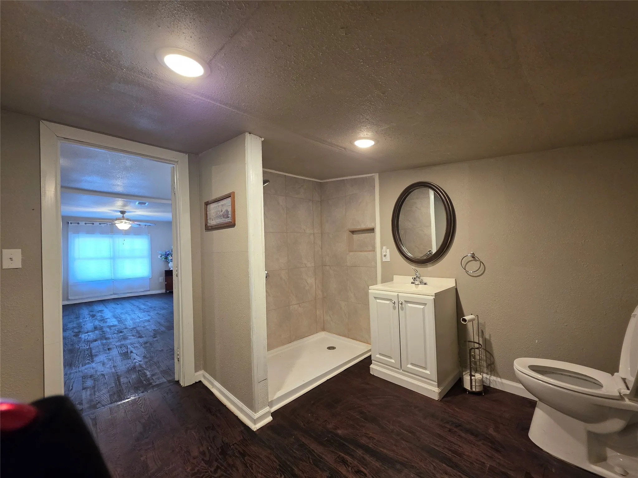 Single Family Residence For Sale in Limestone County , 409 E Houston Street, Mexia, Texas 76667, 3 Bedroom, 2 Bathroom, Garage spaces, 1,784 Sqft, built in 1957, mls#21199918, Real Estate Agent in Mexia, Homes For Sale in Limestone county, Homes For Sale in Mexia, Realtor in Mexia Texas, Real Estate Brokerage Independent Realty Texas, Luminita Cordes Realtor