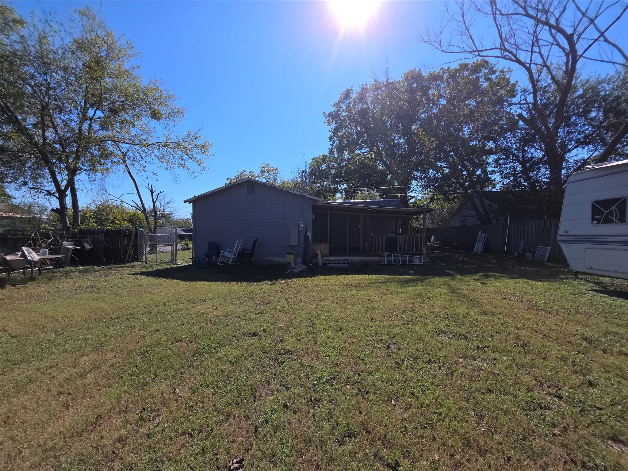 Single Family Residence For Sale in Limestone County , 409 E Houston Street, Mexia, Texas 76667, 3 Bedroom, 2 Bathroom, Garage spaces, 1,784 Sqft, built in 1957, mls#21199918, Real Estate Agent in Mexia, Homes For Sale in Limestone county, Homes For Sale in Mexia, Realtor in Mexia Texas, Real Estate Brokerage Independent Realty Texas, Luminita Cordes Realtor