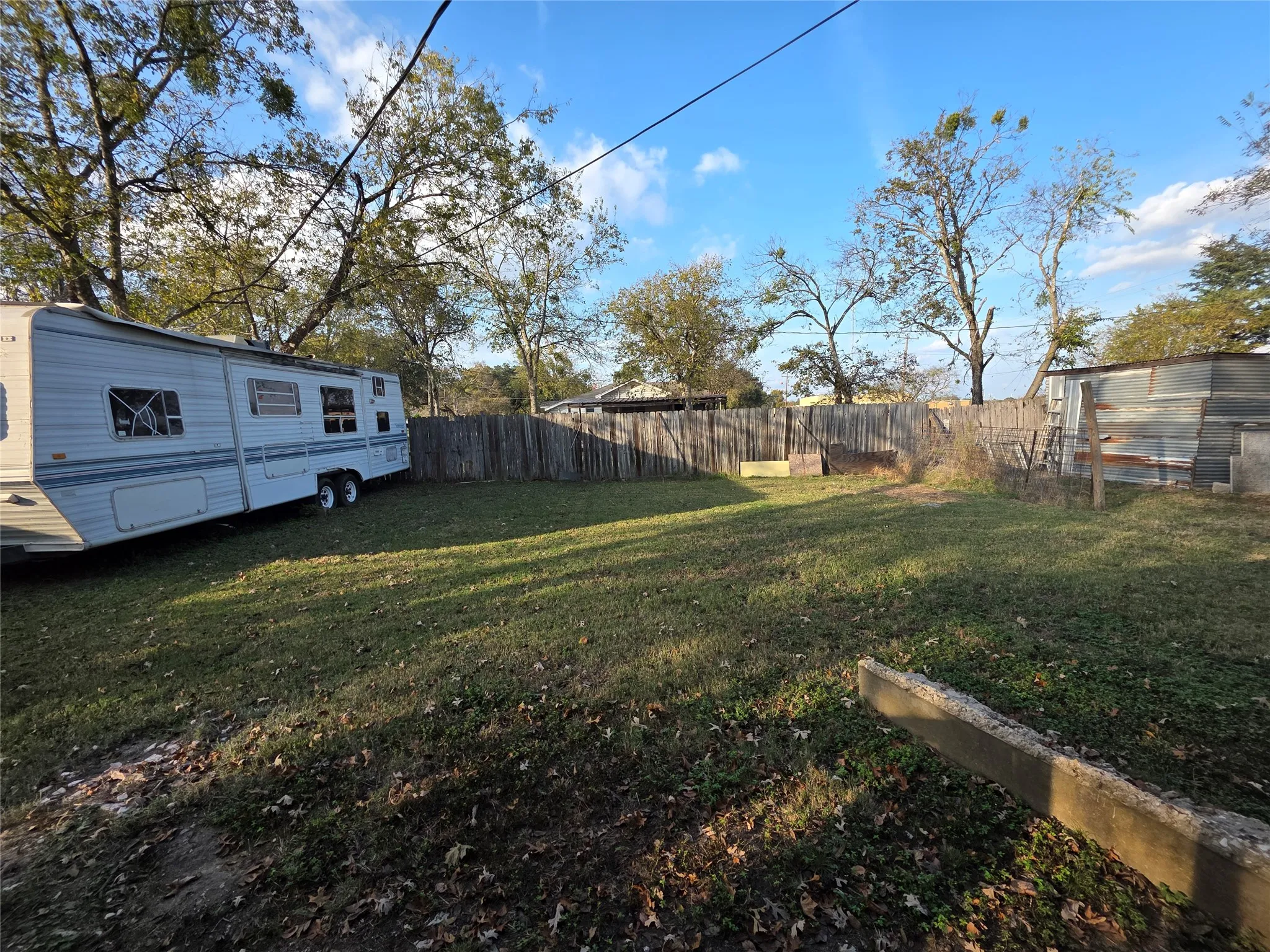 Single Family Residence For Sale in Limestone County , 409 E Houston Street, Mexia, Texas 76667, 3 Bedroom, 2 Bathroom, Garage spaces, 1,784 Sqft, built in 1957, mls#21199918, Real Estate Agent in Mexia, Homes For Sale in Limestone county, Homes For Sale in Mexia, Realtor in Mexia Texas, Real Estate Brokerage Independent Realty Texas, Luminita Cordes Realtor