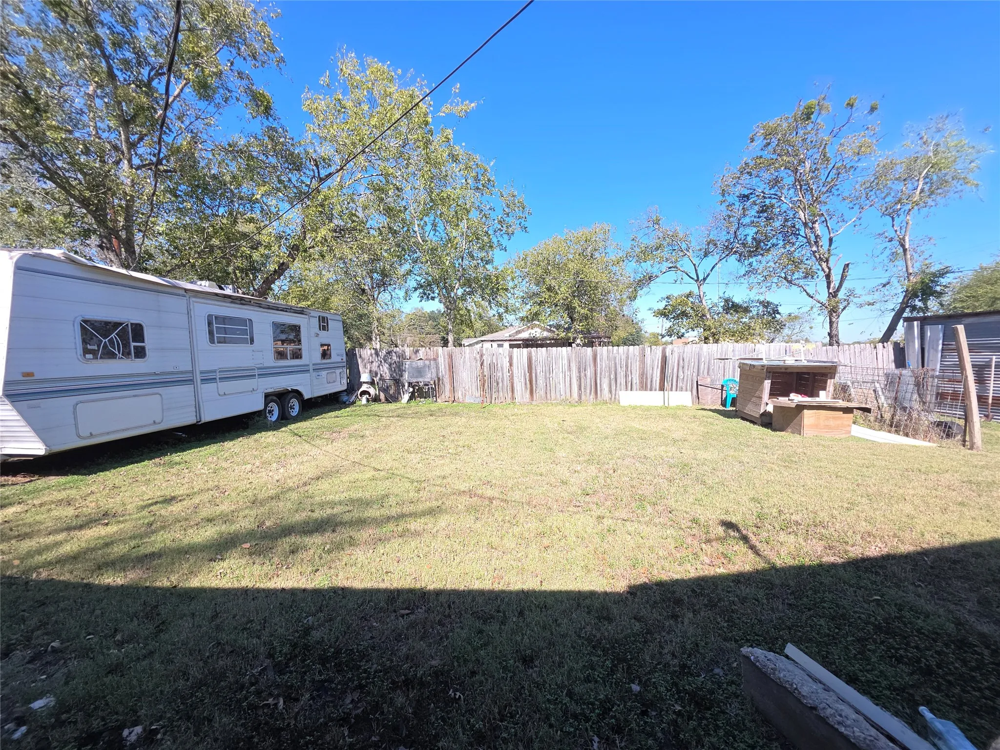 Single Family Residence For Sale in Limestone County , 409 E Houston Street, Mexia, Texas 76667, 3 Bedroom, 2 Bathroom, Garage spaces, 1,784 Sqft, built in 1957, mls#21199918, Real Estate Agent in Mexia, Homes For Sale in Limestone county, Homes For Sale in Mexia, Realtor in Mexia Texas, Real Estate Brokerage Independent Realty Texas, Luminita Cordes Realtor