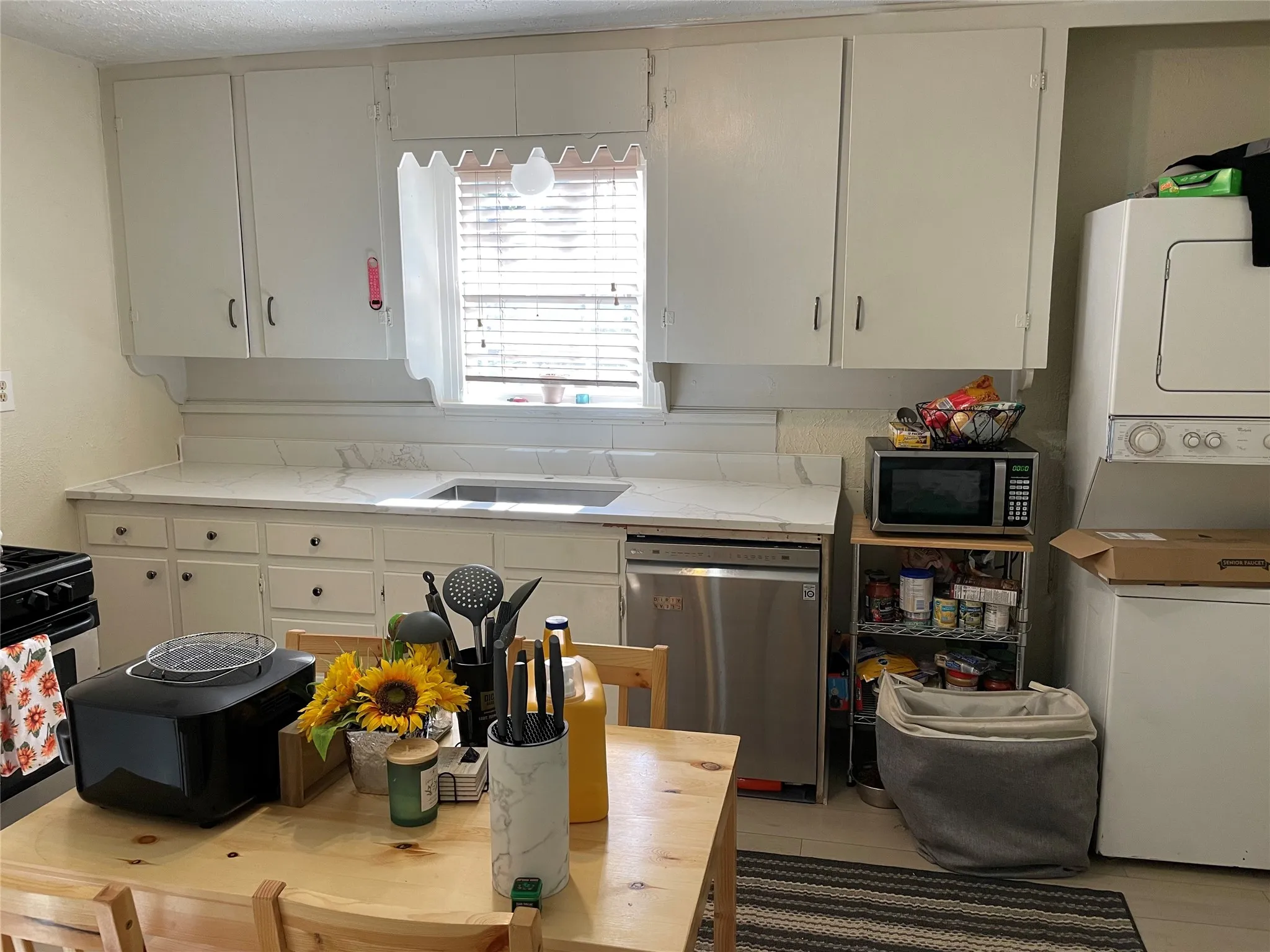 Multiple Parcels For Sale in Denton County , 1303 Fannin Street, Denton, Texas 76201, 9 Bedroom, 8 Bathroom, Garage spaces, 0 Sqft, built in 1963, Preowned, mls#21221228, Real Estate Agent in Denton, Homes For Sale in Denton county, Homes For Sale in Denton, Realtor in Denton Texas, Real Estate Brokerage Independent Realty Texas, Luminita Cordes Realtor