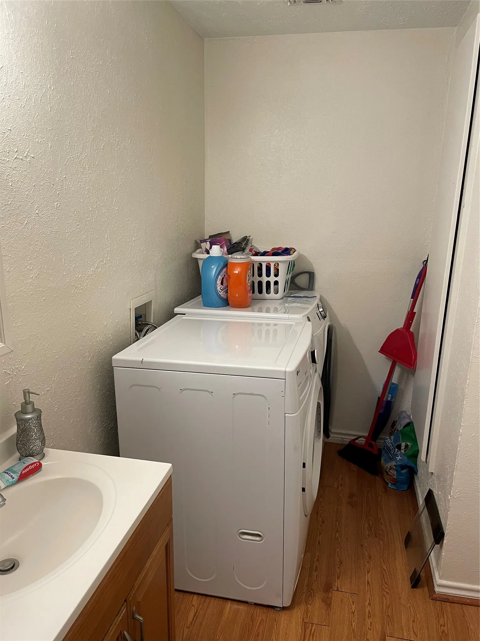 Multiple Parcels For Sale in Denton County , 1303 Fannin Street, Denton, Texas 76201, 9 Bedroom, 8 Bathroom, Garage spaces, 0 Sqft, built in 1963, Preowned, mls#21221228, Real Estate Agent in Denton, Homes For Sale in Denton county, Homes For Sale in Denton, Realtor in Denton Texas, Real Estate Brokerage Independent Realty Texas, Luminita Cordes Realtor
