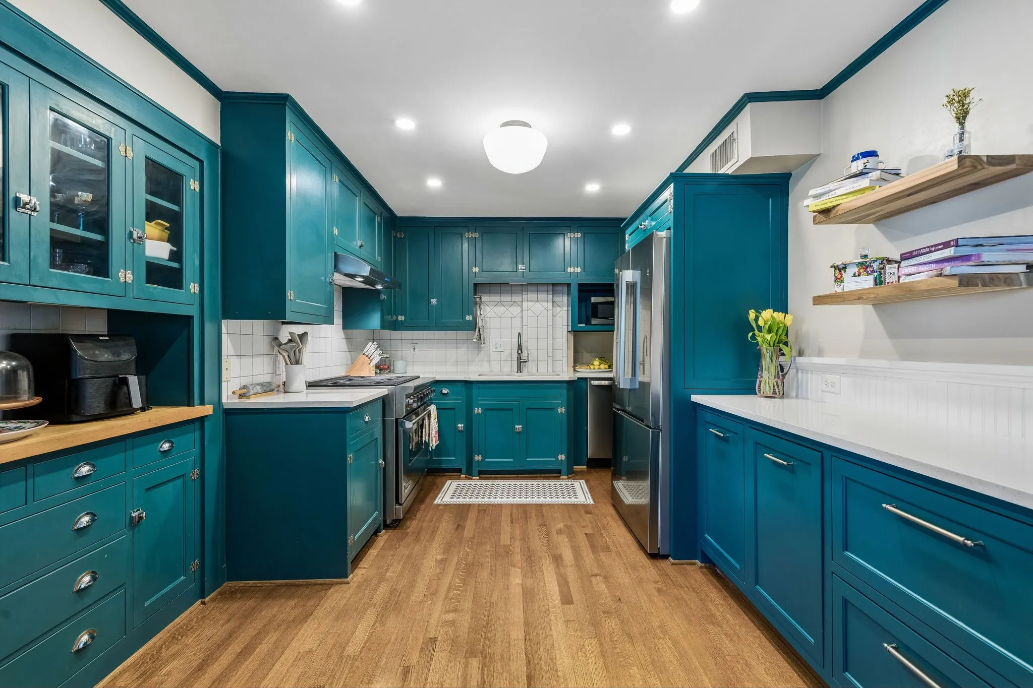 Single Family Residence For Sale in Tarrant County , 2235 Mistletoe Boulevard, Fort Worth, Texas 76110, 3 Bedroom, 2 Bathroom, Garage spaces, 1,924 Sqft, built in 1933, mls#21217888, Real Estate Agent in Fort Worth, Homes For Sale in Tarrant county, Homes For Sale in Fort Worth, Realtor in Fort Worth Texas, Real Estate Brokerage Independent Realty Texas, Luminita Cordes Realtor