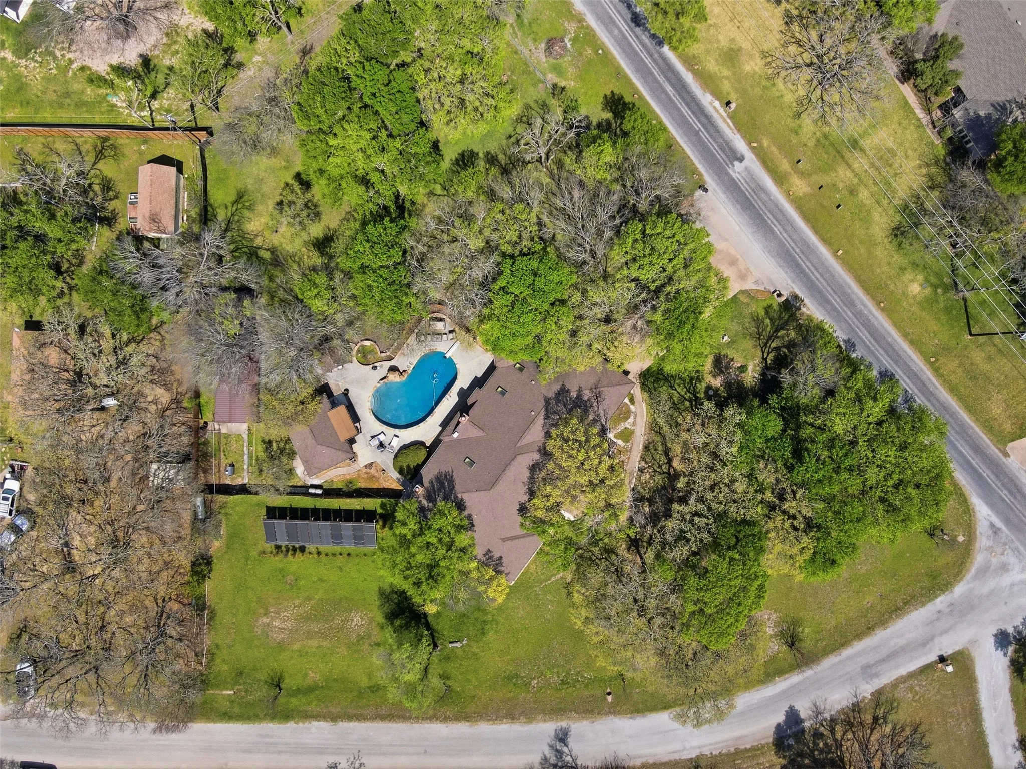 Single Family Residence For Sale in Parker County , 3000 Yucca Road, Willow Park, Texas 76087, 4 Bedroom, 4 Bathroom, 2 Garage spaces, 3,388 Sqft, built in 1979, mls#21219046, Real Estate Agent in Willow Park, Homes For Sale in Parker county, Homes For Sale in Willow Park, Realtor in Willow Park Texas, Real Estate Brokerage Independent Realty Texas, Luminita Cordes Realtor