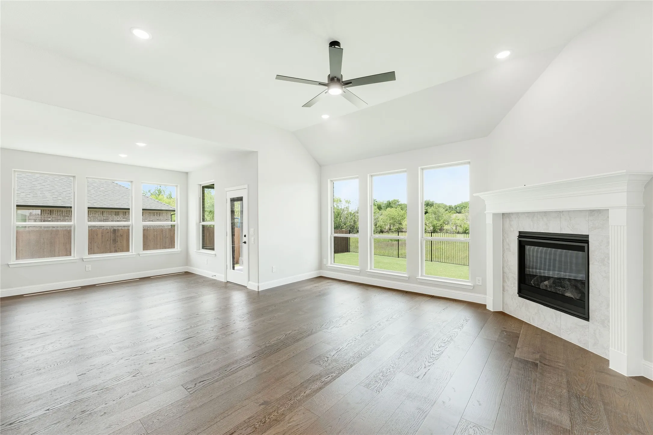 Single Family Residence For Sale in Denton County , 158 Creekside Drive, Sanger, Texas 76266, 4 Bedroom, 3 Bathroom, 2 Garage spaces, 3,430 Sqft, built in 2026, New Construction - Incomplete, mls#21221151, Real Estate Agent in Sanger, Homes For Sale in Denton county, Homes For Sale in Sanger, Realtor in Sanger Texas, Real Estate Brokerage Independent Realty Texas, Luminita Cordes Realtor