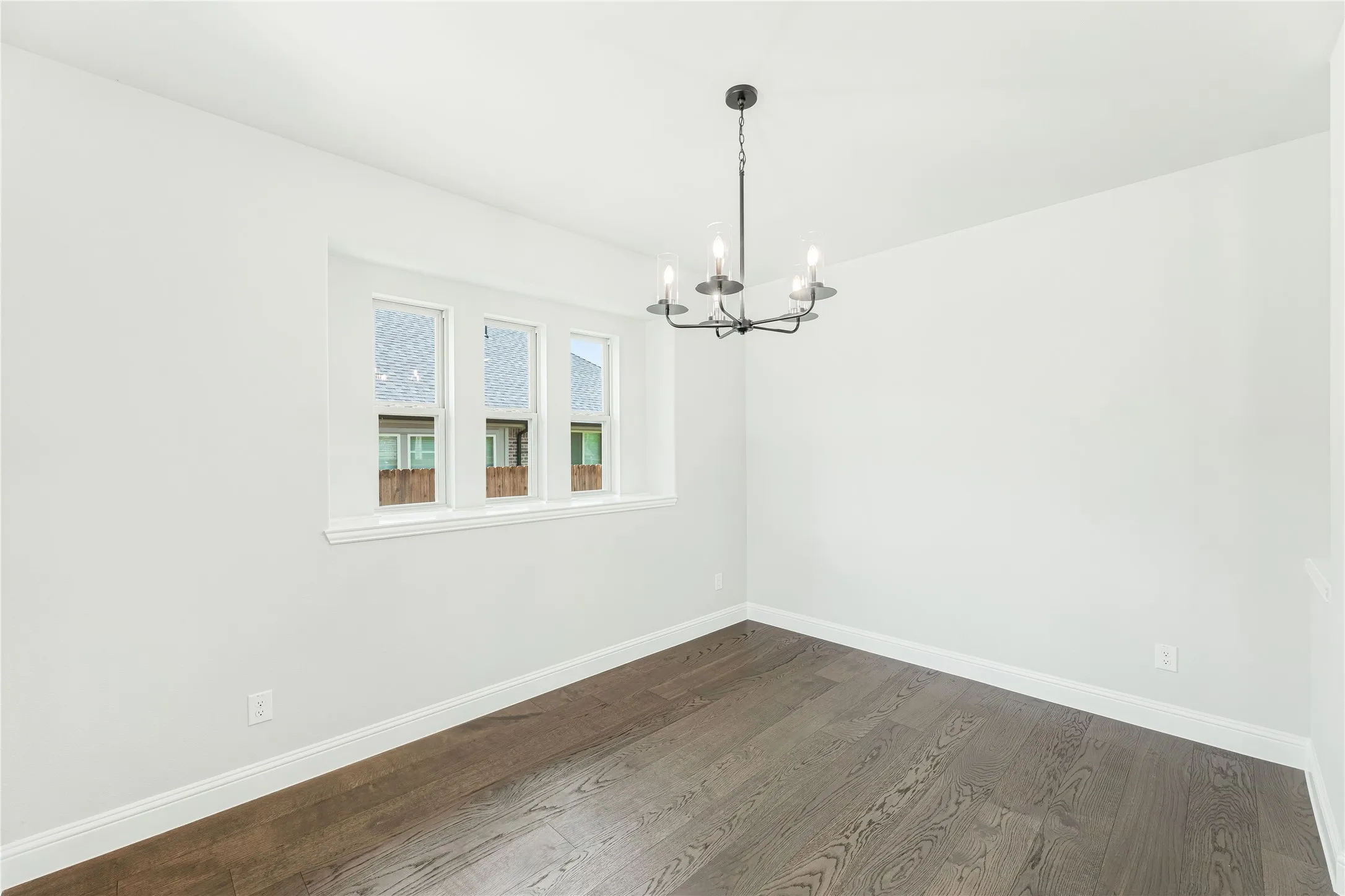 Single Family Residence For Sale in Denton County , 158 Creekside Drive, Sanger, Texas 76266, 4 Bedroom, 3 Bathroom, 2 Garage spaces, 3,430 Sqft, built in 2026, New Construction - Incomplete, mls#21221151, Real Estate Agent in Sanger, Homes For Sale in Denton county, Homes For Sale in Sanger, Realtor in Sanger Texas, Real Estate Brokerage Independent Realty Texas, Luminita Cordes Realtor