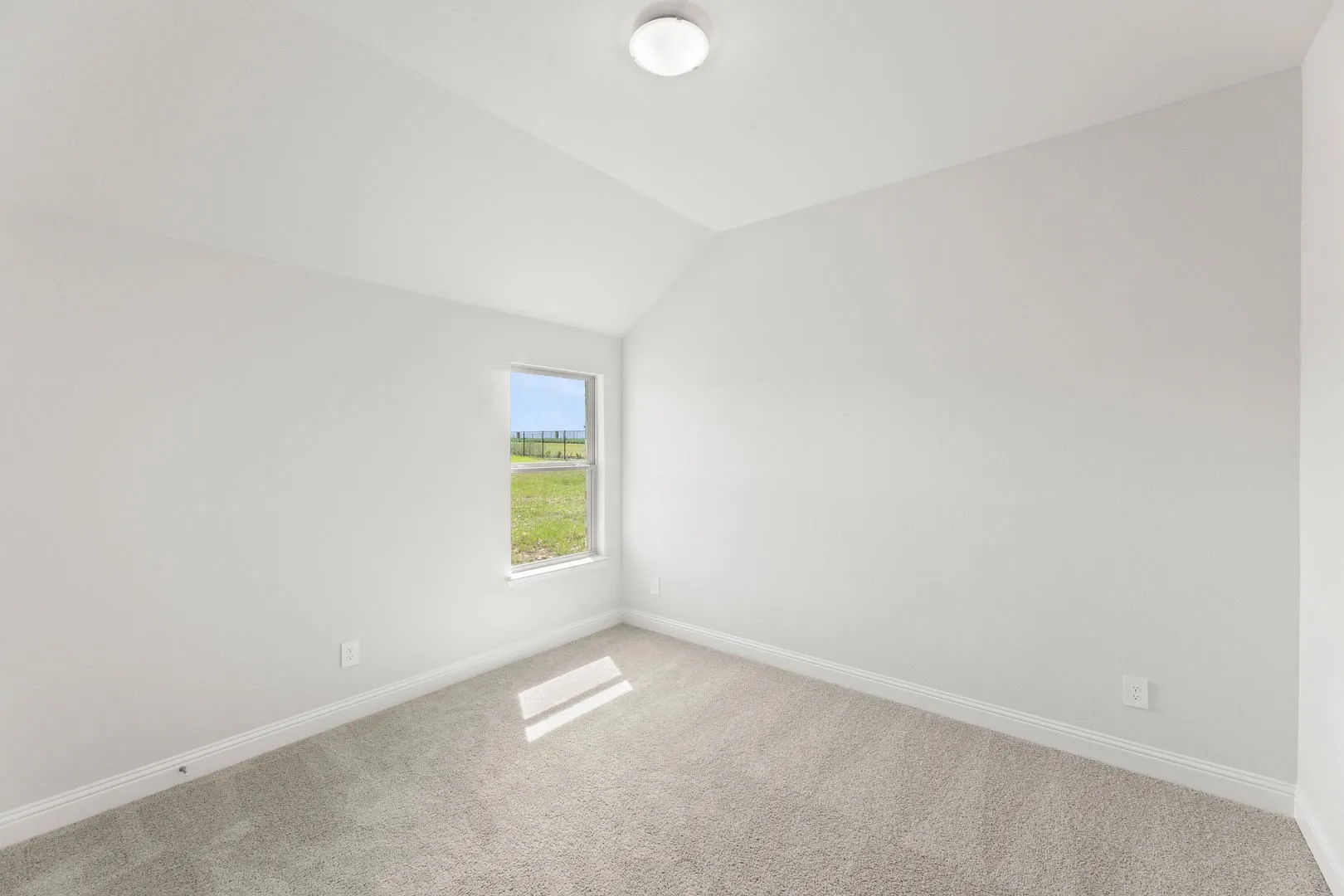 1121 Nighthawk-Bedroom-2