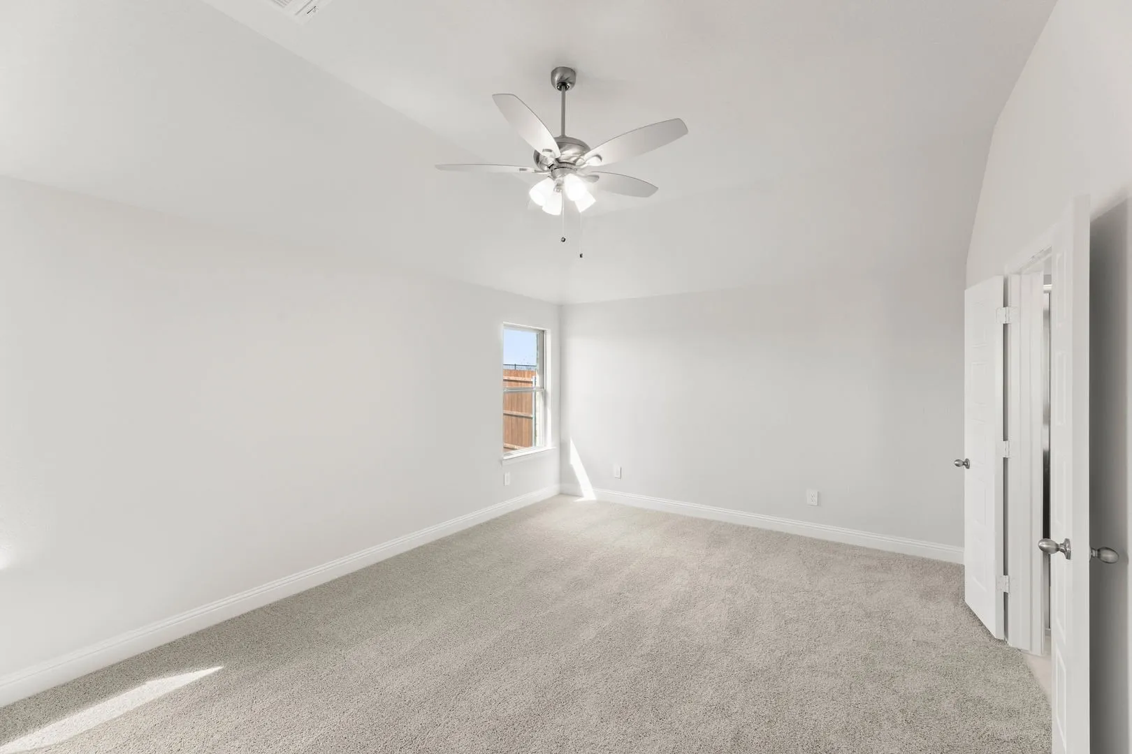 1121 Nighthawk-Primary Suite-1