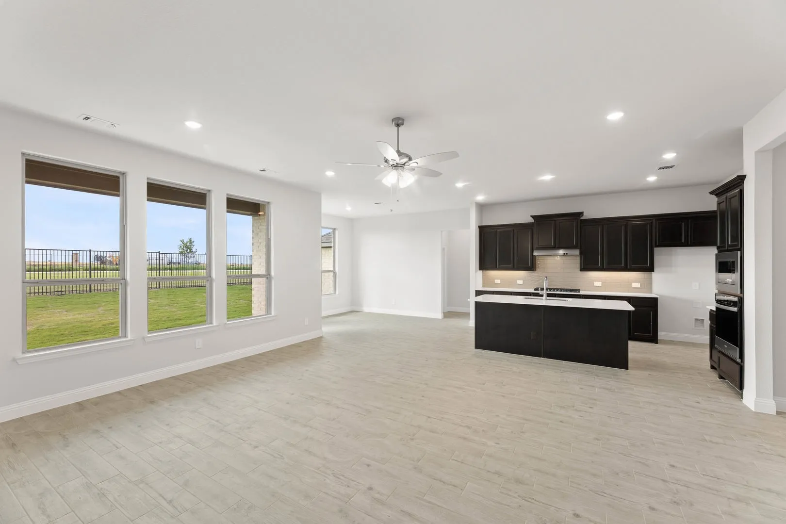 1121 Nighthawk-Living Room-2