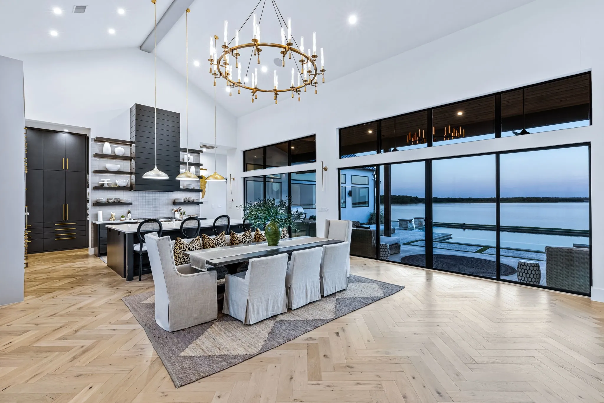 Single Family Residence For Sale in Kaufman County , 1129 Beacon Shore Road, Kemp, Texas 75143, 4 Bedrooms, 4 Bathrooms, 3 Garage spaces, 4,095 Sqft, built in 2022, Preowned, Price $2,500,000, mls#21220365, Real Estate Agent in Kemp, Homes For Sale in Kaufman county, Homes For Sale in Kemp, Realtor in Kemp Texas, Real Estate Brokerage Independent Realty Texas, Luminita Cordes Realtor
