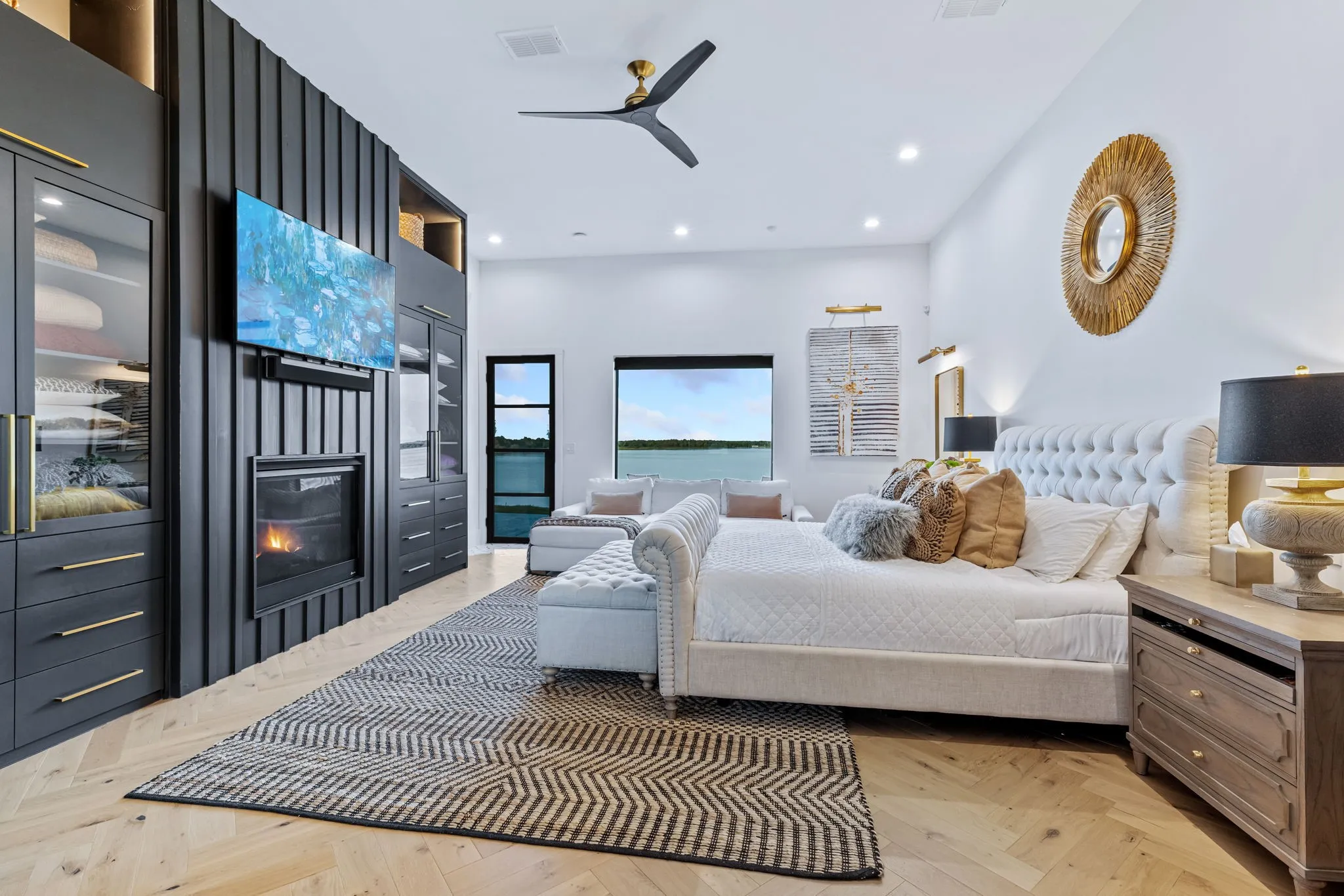 Single Family Residence For Sale in Kaufman County , 1129 Beacon Shore Road, Kemp, Texas 75143, 4 Bedrooms, 4 Bathrooms, 3 Garage spaces, 4,095 Sqft, built in 2022, Preowned, Price $2,500,000, mls#21220365, Real Estate Agent in Kemp, Homes For Sale in Kaufman county, Homes For Sale in Kemp, Realtor in Kemp Texas, Real Estate Brokerage Independent Realty Texas, Luminita Cordes Realtor