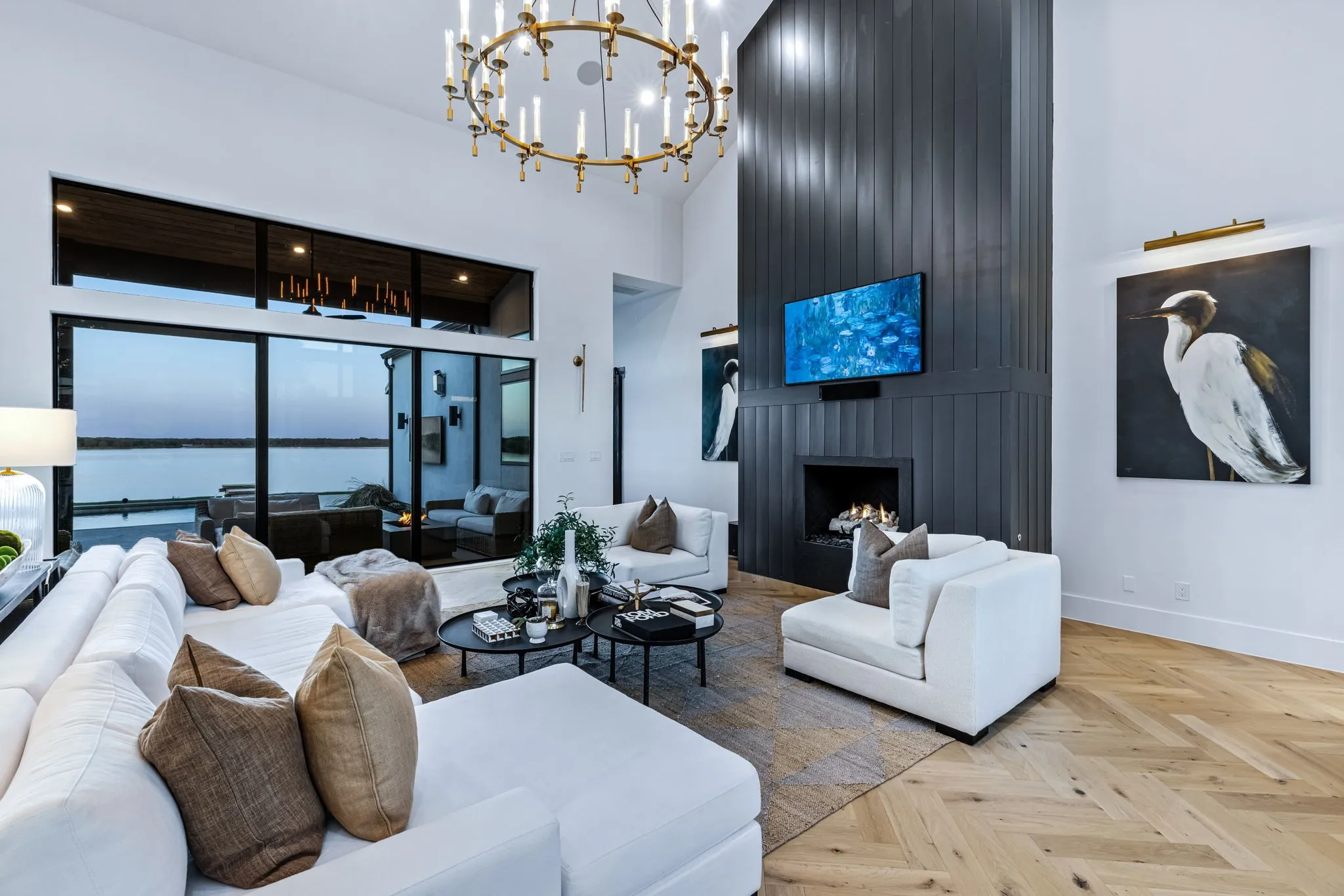 Single Family Residence For Sale in Kaufman County , 1129 Beacon Shore Road, Kemp, Texas 75143, 4 Bedrooms, 4 Bathrooms, 3 Garage spaces, 4,095 Sqft, built in 2022, Preowned, Price $2,500,000, mls#21220365, Real Estate Agent in Kemp, Homes For Sale in Kaufman county, Homes For Sale in Kemp, Realtor in Kemp Texas, Real Estate Brokerage Independent Realty Texas, Luminita Cordes Realtor