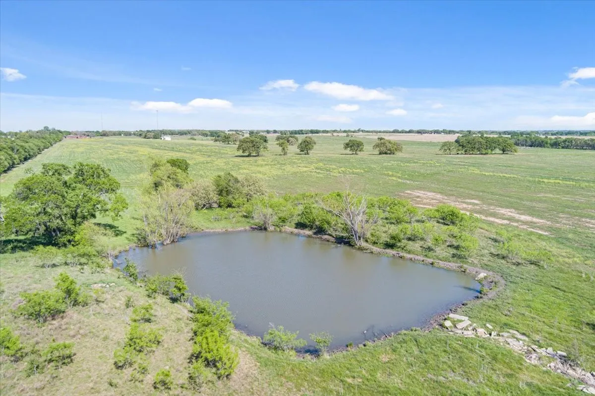 Farm For Sale in Mc Lennan County , 276 Circle P Lane, Riesel, Texas 76682, 2 Bedroom, 2 Bathroom, 2 Garage spaces, 1,552 Sqft, built in 1968, mls#21221392, Real Estate Agent in Riesel, Homes For Sale in Mc Lennan county, Homes For Sale in Riesel, Realtor in Riesel Texas, Real Estate Brokerage Independent Realty Texas, Luminita Cordes Realtor