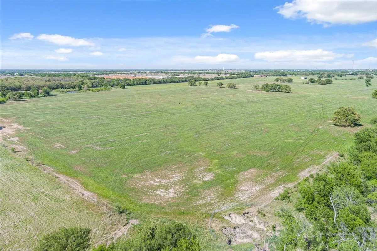 Farm For Sale in Mc Lennan County , 276 Circle P Lane, Riesel, Texas 76682, 2 Bedroom, 2 Bathroom, 2 Garage spaces, 1,552 Sqft, built in 1968, mls#21221392, Real Estate Agent in Riesel, Homes For Sale in Mc Lennan county, Homes For Sale in Riesel, Realtor in Riesel Texas, Real Estate Brokerage Independent Realty Texas, Luminita Cordes Realtor