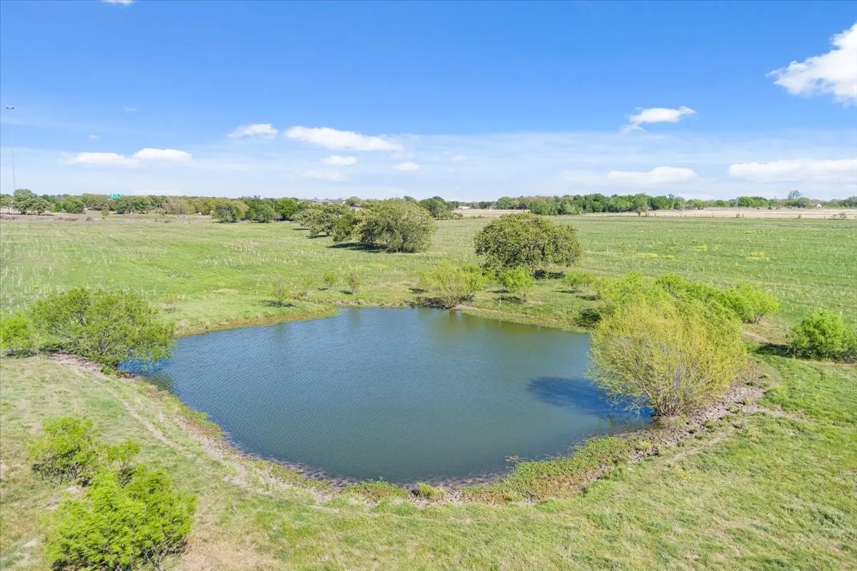 Farm For Sale in Mc Lennan County , 276 Circle P Lane, Riesel, Texas 76682, 2 Bedroom, 2 Bathroom, 2 Garage spaces, 1,552 Sqft, built in 1968, mls#21221392, Real Estate Agent in Riesel, Homes For Sale in Mc Lennan county, Homes For Sale in Riesel, Realtor in Riesel Texas, Real Estate Brokerage Independent Realty Texas, Luminita Cordes Realtor