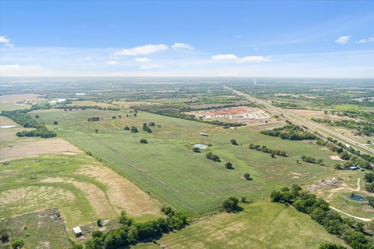 Farm For Sale in Mc Lennan County , 276 Circle P Lane, Riesel, Texas 76682, 2 Bedroom, 2 Bathroom, 2 Garage spaces, 1,552 Sqft, built in 1968, mls#21221392, Real Estate Agent in Riesel, Homes For Sale in Mc Lennan county, Homes For Sale in Riesel, Realtor in Riesel Texas, Real Estate Brokerage Independent Realty Texas, Luminita Cordes Realtor