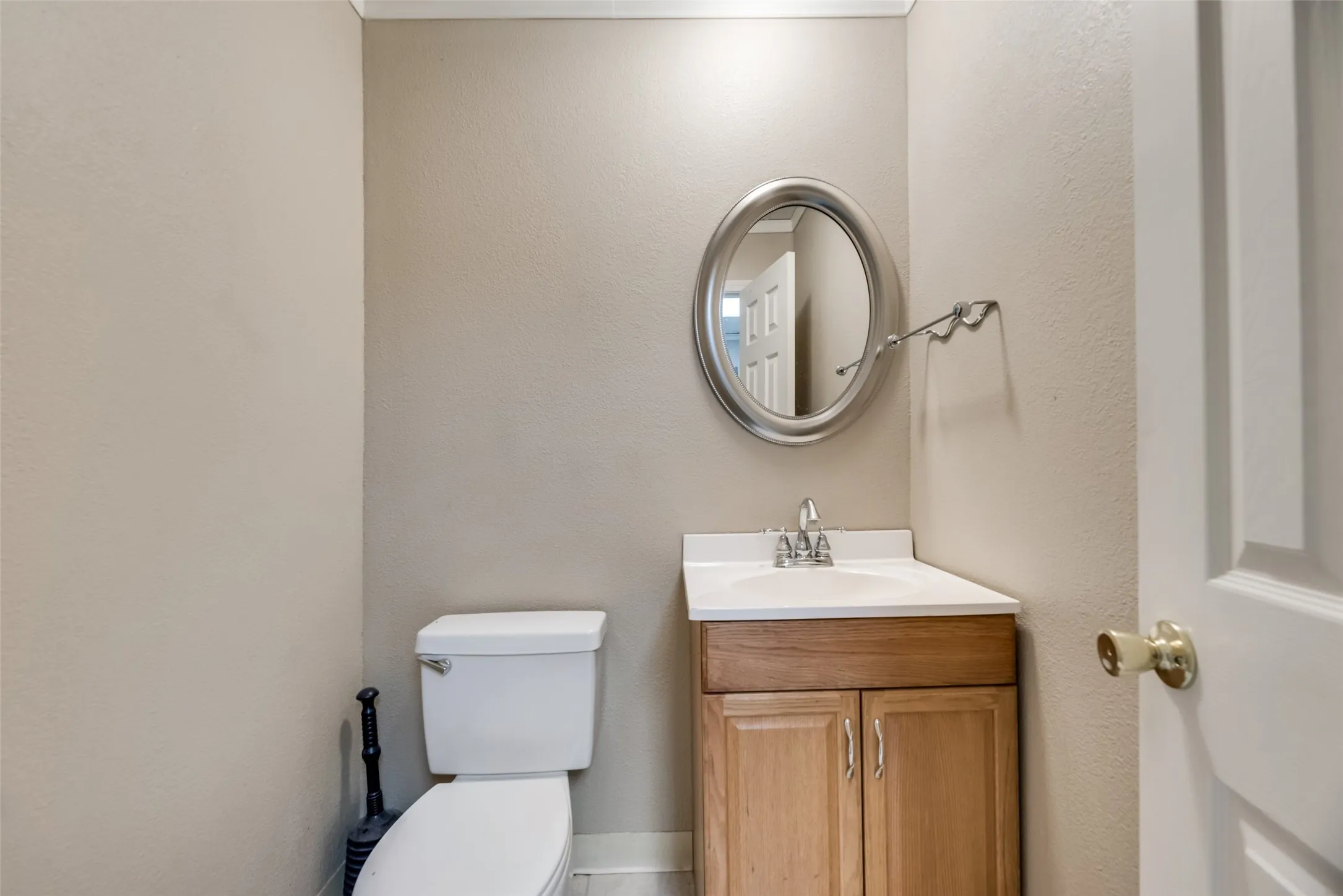 Office For Rent in Dallas County , 606 W Wheatland Road 103, Duncanville, Texas 75116, 0, 0, Garage spaces, 0 Sqft, built in 1978, Preowned, Price $2,100, mls#21221412, Real Estate Agent in Duncanville, Homes For Rent in Dallas county, Homes For Rent in Duncanville, Realtor in Duncanville Texas, Real Estate Brokerage Independent Realty Texas, Luminita Cordes Realtor