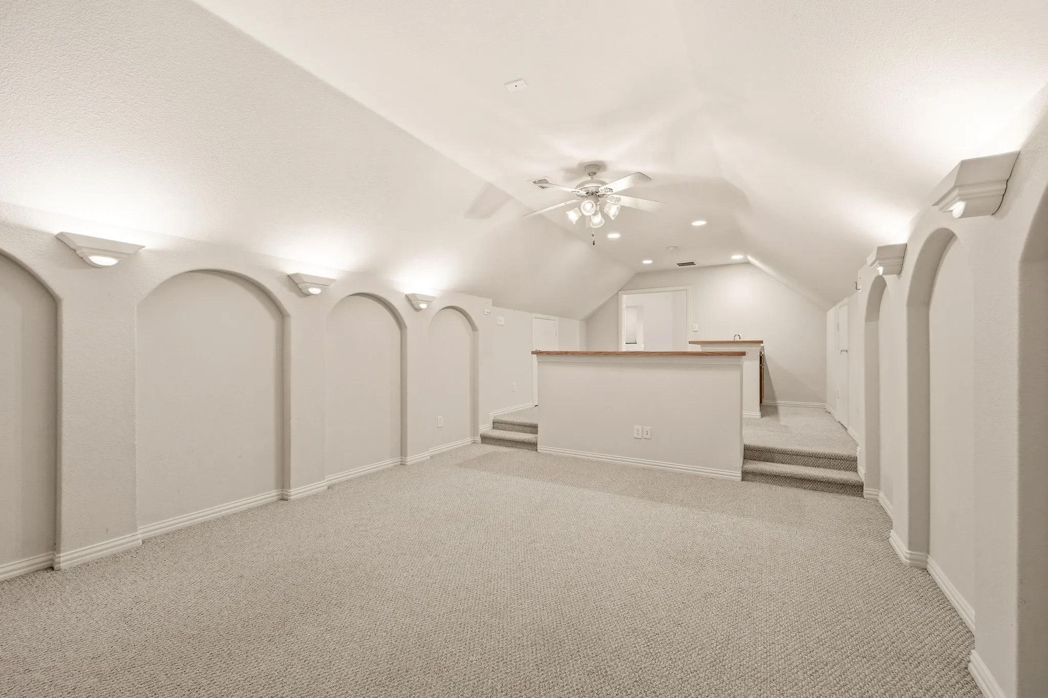 Single Family Residence For Sale in Tarrant County , 501 Unbridled Lane, Keller, Texas 76248, 4 Bedroom, 4 Bathroom, 3 Garage spaces, 4,863 Sqft, built in 2002, Preowned, mls#21218579, Real Estate Agent in Keller, Homes For Sale in Tarrant county, Homes For Sale in Keller, Realtor in Keller Texas, Real Estate Brokerage Independent Realty Texas, Luminita Cordes Realtor
