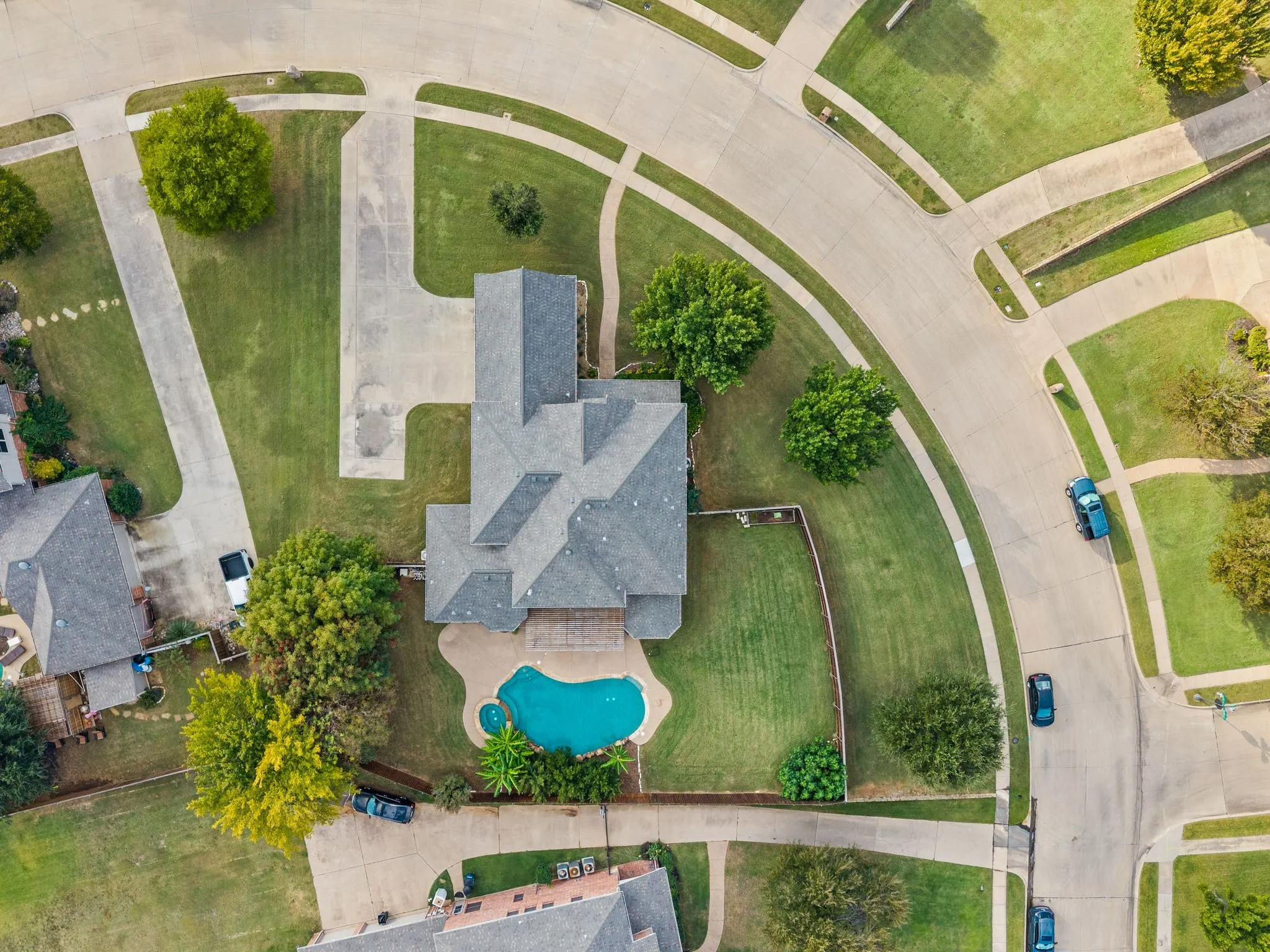 Single Family Residence For Sale in Tarrant County , 501 Unbridled Lane, Keller, Texas 76248, 4 Bedroom, 4 Bathroom, 3 Garage spaces, 4,863 Sqft, built in 2002, Preowned, mls#21218579, Real Estate Agent in Keller, Homes For Sale in Tarrant county, Homes For Sale in Keller, Realtor in Keller Texas, Real Estate Brokerage Independent Realty Texas, Luminita Cordes Realtor
