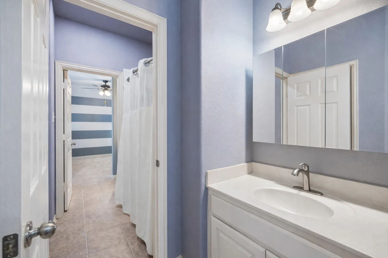 Single Family Residence For Sale in Rockwall County , 107 King Court, Fate, Texas 75087, 4 Bedroom, 4 Bathroom, 3 Garage spaces, 3,326 Sqft, built in 2009, mls#21219396, Real Estate Agent in Fate, Homes For Sale in Rockwall county, Homes For Sale in Fate, Realtor in Fate Texas, Real Estate Brokerage Independent Realty Texas, Luminita Cordes Realtor