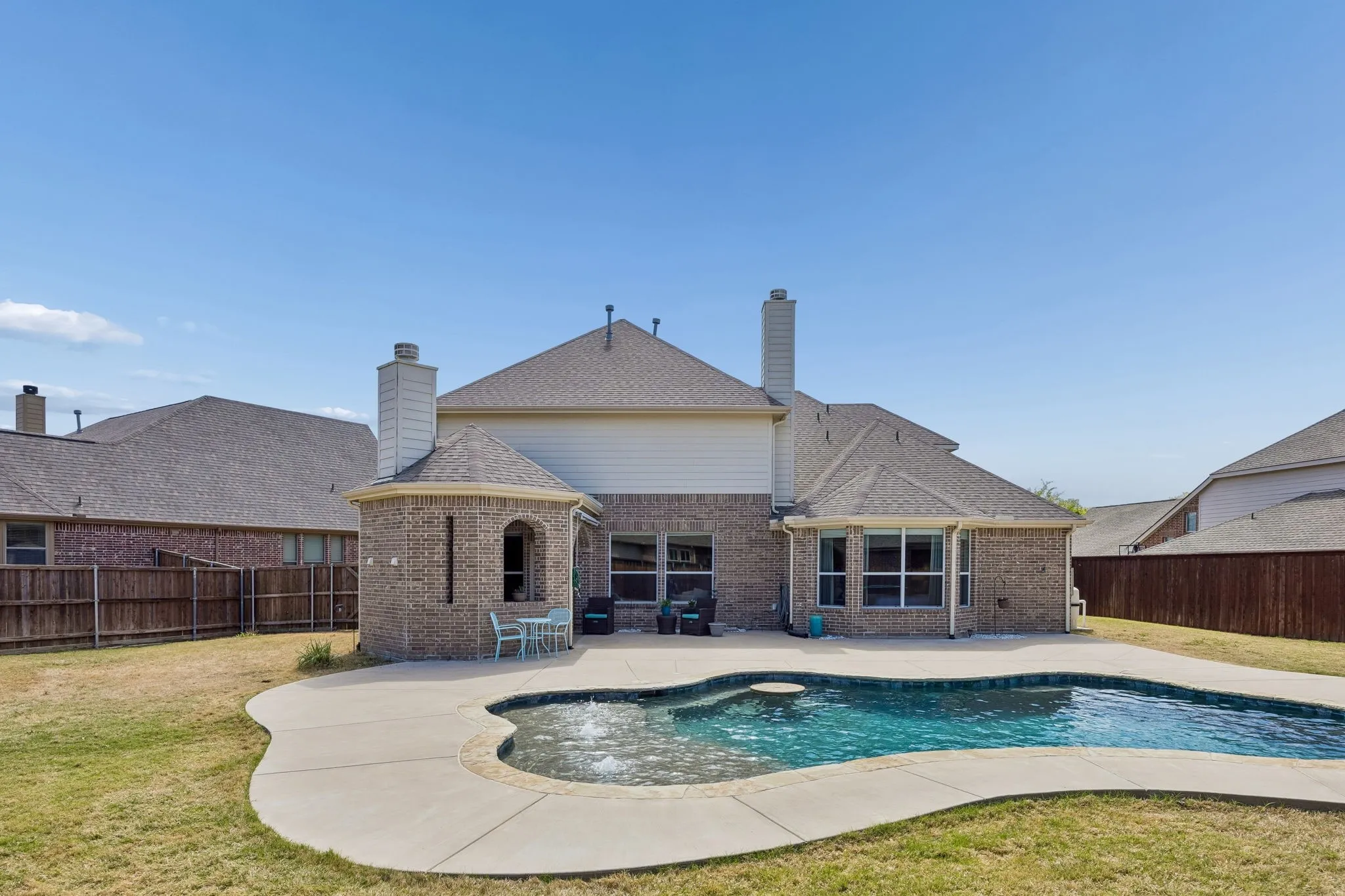 Single Family Residence For Sale in Rockwall County , 107 King Court, Fate, Texas 75087, 4 Bedroom, 4 Bathroom, 3 Garage spaces, 3,326 Sqft, built in 2009, mls#21219396, Real Estate Agent in Fate, Homes For Sale in Rockwall county, Homes For Sale in Fate, Realtor in Fate Texas, Real Estate Brokerage Independent Realty Texas, Luminita Cordes Realtor