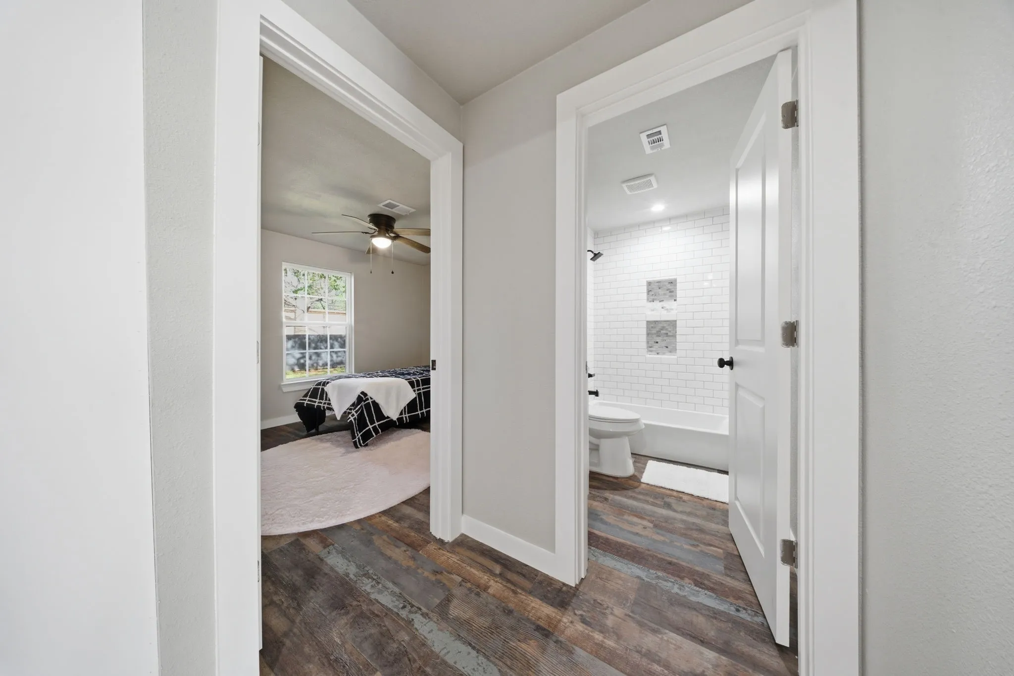Single Family Residence For Sale in Grayson County , 101 Church Street, Whitesboro, Texas 76273, 3 Bedroom, 2 Bathroom, Garage spaces, 1,312 Sqft, built in 1968, Preowned, Price $258,000, mls#21213322, Real Estate Agent in Whitesboro, Homes For Sale in Grayson county, Homes For Sale in Whitesboro, Realtor in Whitesboro Texas, Real Estate Brokerage Independent Realty Texas, Luminita Cordes Realtor