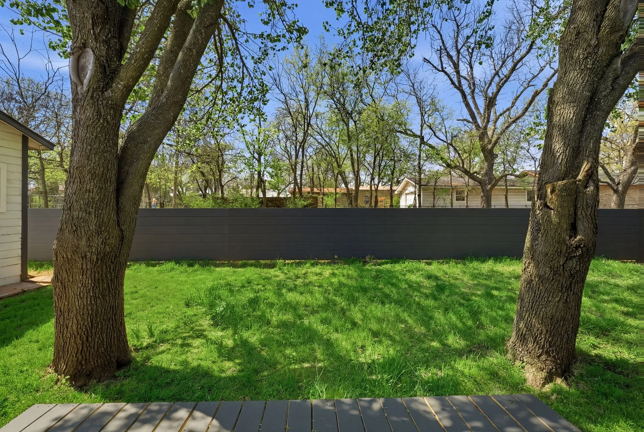 Single Family Residence For Sale in Grayson County , 101 Church Street, Whitesboro, Texas 76273, 3 Bedroom, 2 Bathroom, Garage spaces, 1,312 Sqft, built in 1968, Preowned, Price $258,000, mls#21213322, Real Estate Agent in Whitesboro, Homes For Sale in Grayson county, Homes For Sale in Whitesboro, Realtor in Whitesboro Texas, Real Estate Brokerage Independent Realty Texas, Luminita Cordes Realtor