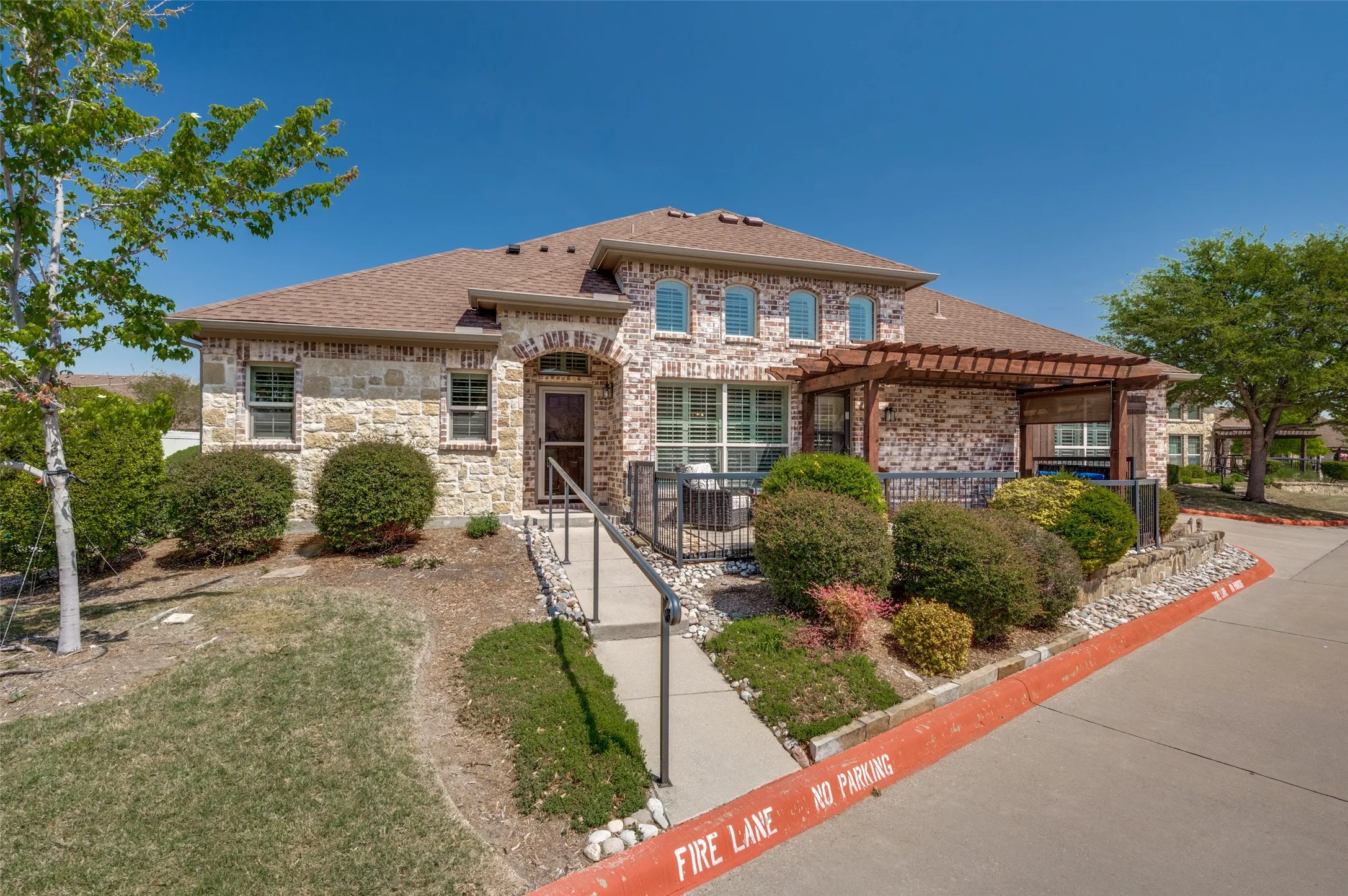 Condominium For Sale in Collin County , 3075 Willow Grove Boulevard 1801, Mc Kinney, Texas 75070, 2 Bedroom, 2 Bathroom, 2 Garage spaces, 1,458 Sqft, built in 2012, Preowned, mls#21219042, Real Estate Agent in Mc Kinney, Homes For Sale in Collin county, Homes For Sale in Mc Kinney, Realtor in Mc Kinney Texas, Real Estate Brokerage Independent Realty Texas, Luminita Cordes Realtor