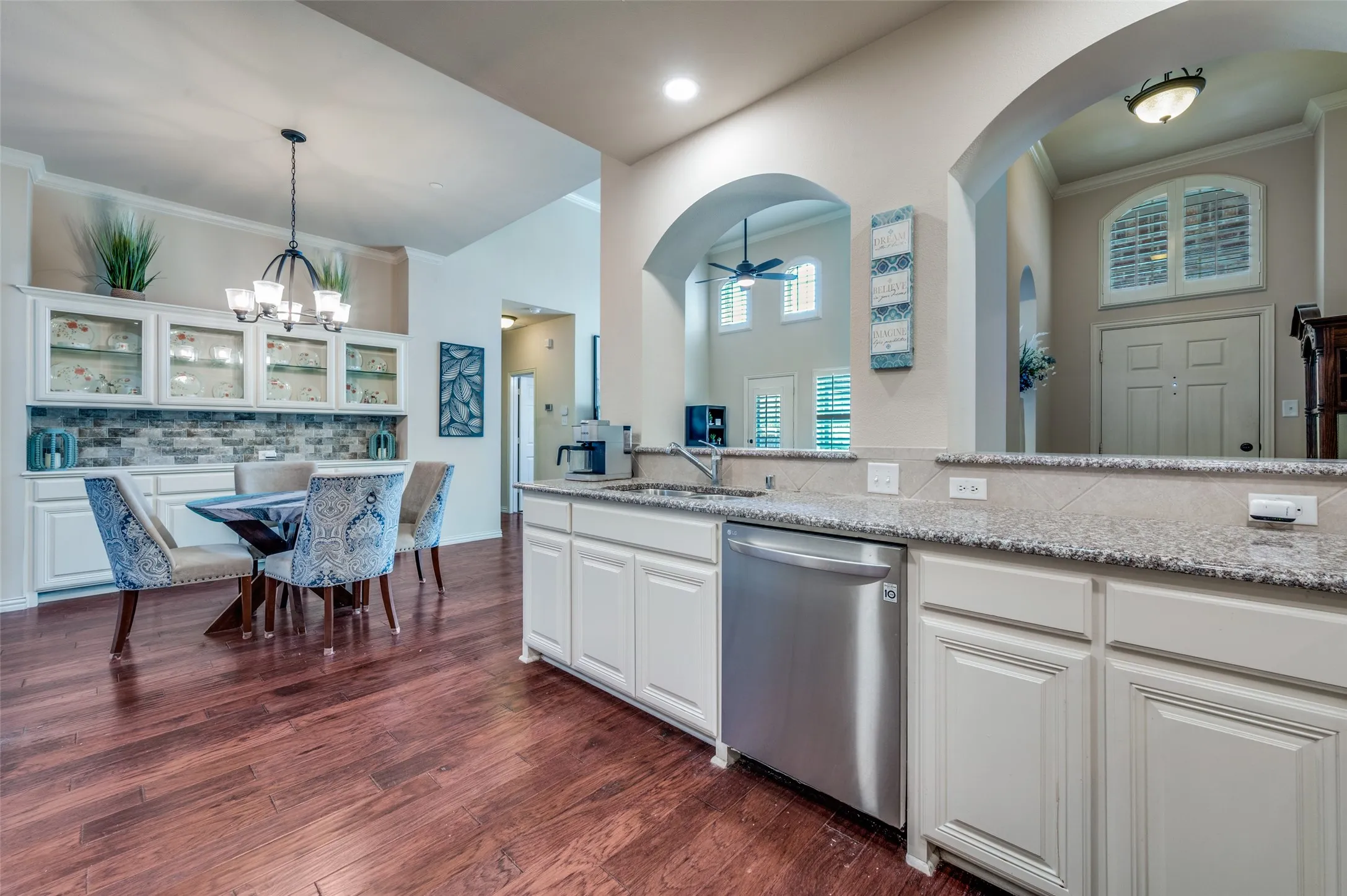 Condominium For Sale in Collin County , 3075 Willow Grove Boulevard 1801, Mc Kinney, Texas 75070, 2 Bedroom, 2 Bathroom, 2 Garage spaces, 1,458 Sqft, built in 2012, Preowned, mls#21219042, Real Estate Agent in Mc Kinney, Homes For Sale in Collin county, Homes For Sale in Mc Kinney, Realtor in Mc Kinney Texas, Real Estate Brokerage Independent Realty Texas, Luminita Cordes Realtor