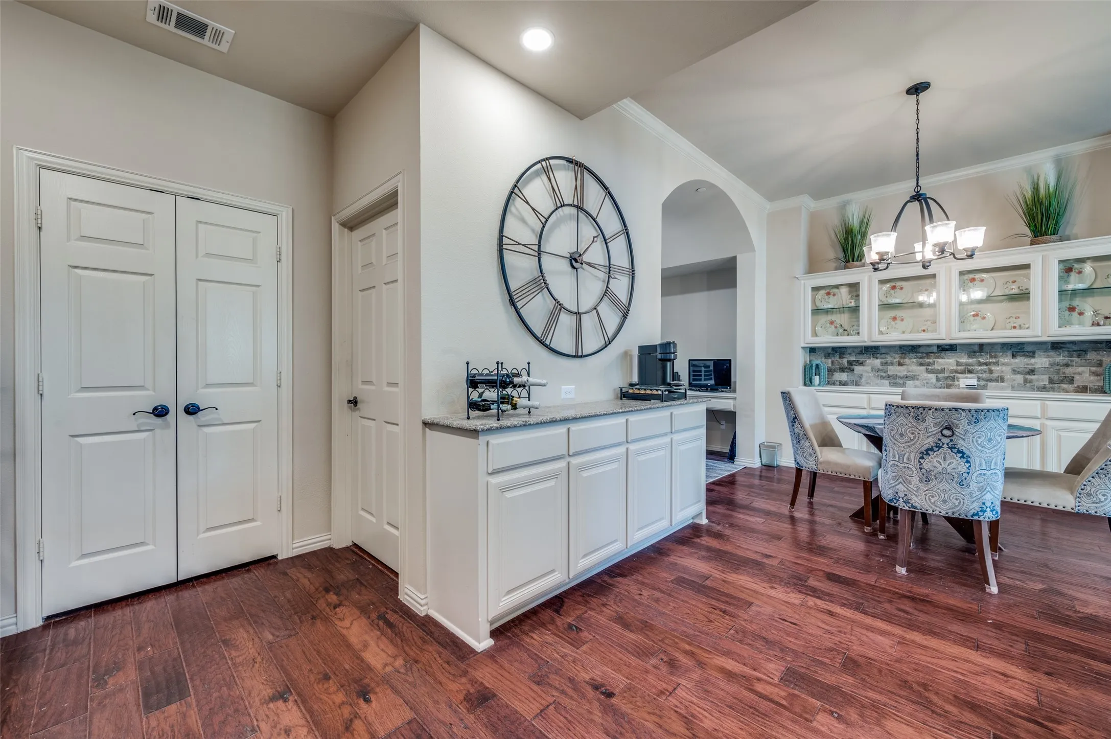 Condominium For Sale in Collin County , 3075 Willow Grove Boulevard 1801, Mc Kinney, Texas 75070, 2 Bedroom, 2 Bathroom, 2 Garage spaces, 1,458 Sqft, built in 2012, Preowned, mls#21219042, Real Estate Agent in Mc Kinney, Homes For Sale in Collin county, Homes For Sale in Mc Kinney, Realtor in Mc Kinney Texas, Real Estate Brokerage Independent Realty Texas, Luminita Cordes Realtor