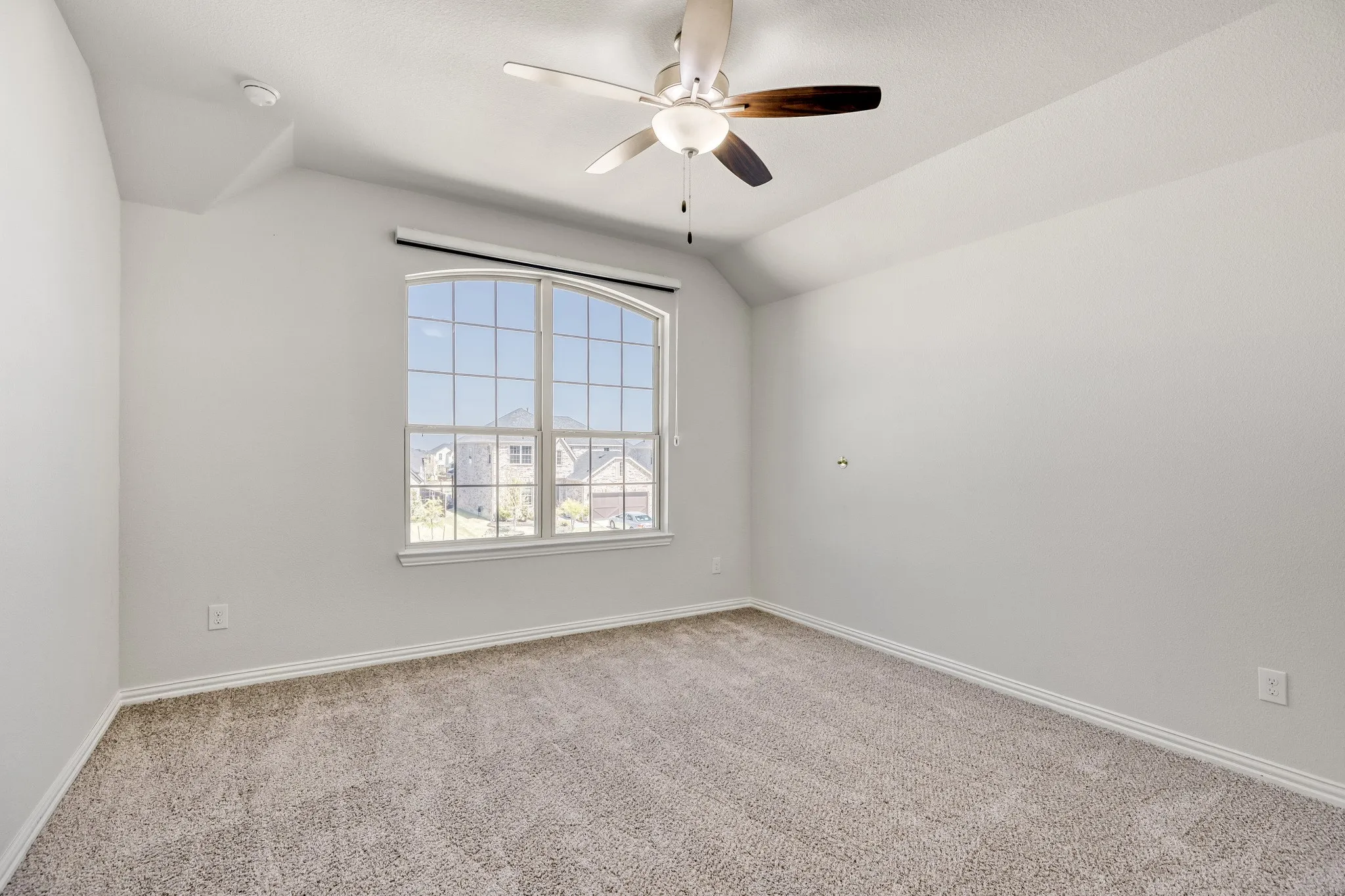Single Family Residence For Sale in Collin County , 2890 Quinton Street, Prosper, Texas 75078, 5 Bedroom, 3 Bathroom, 2 Garage spaces, 3,081 Sqft, built in 2021, mls#21197114, Real Estate Agent in Prosper, Homes For Sale in Collin county, Homes For Sale in Prosper, Realtor in Prosper Texas, Real Estate Brokerage Independent Realty Texas, Luminita Cordes Realtor