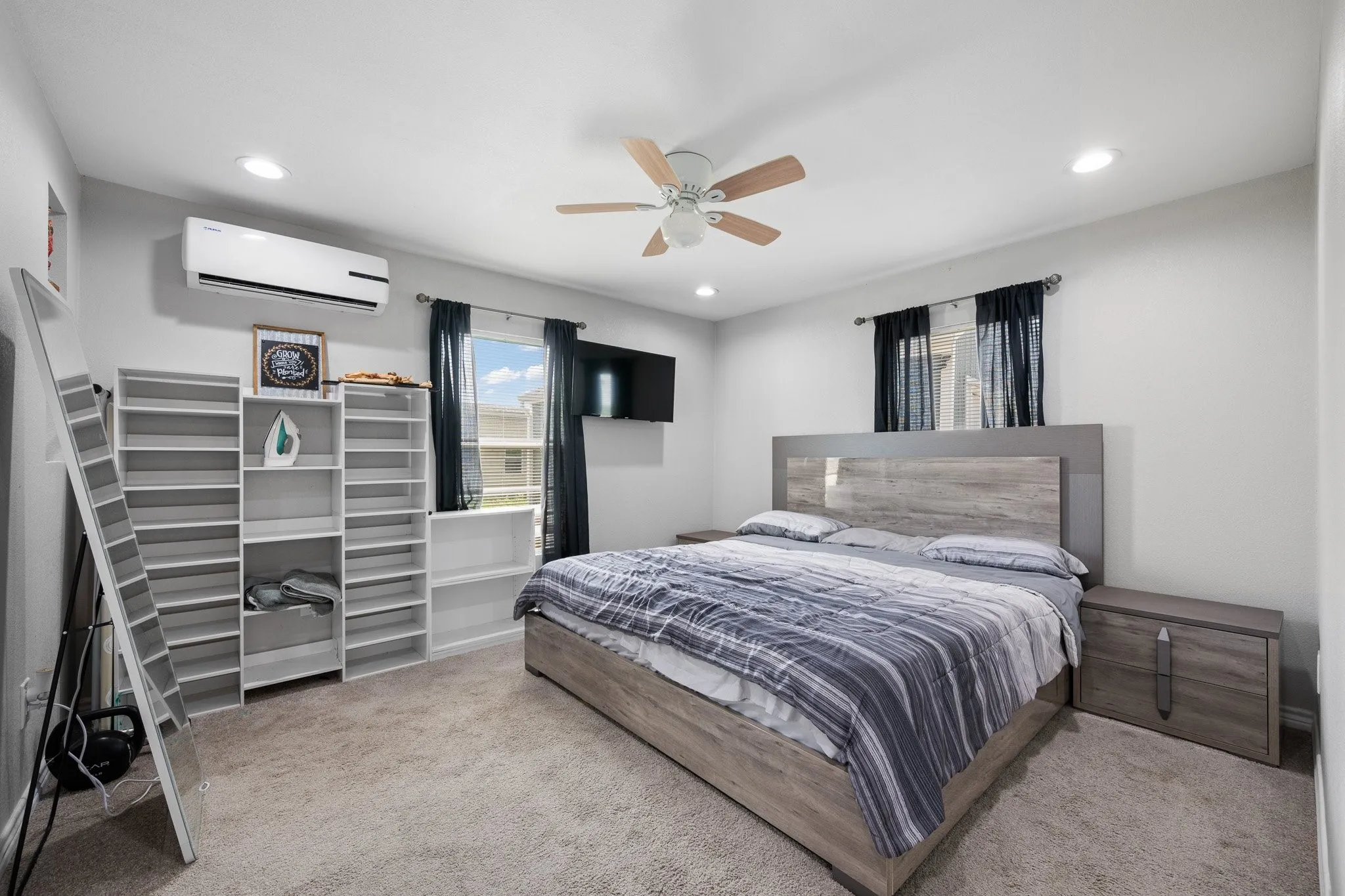 Single Family Residence For Sale in Johnson County , 5808 Martin Creek Drive, Joshua, Texas 76058, 2 Bedroom, 2 Bathroom, 4 Garage spaces, 1,200 Sqft, built in 2025, mls#21221520, Real Estate Agent in Joshua, Homes For Sale in Johnson county, Homes For Sale in Joshua, Realtor in Joshua Texas, Real Estate Brokerage Independent Realty Texas, Luminita Cordes Realtor
