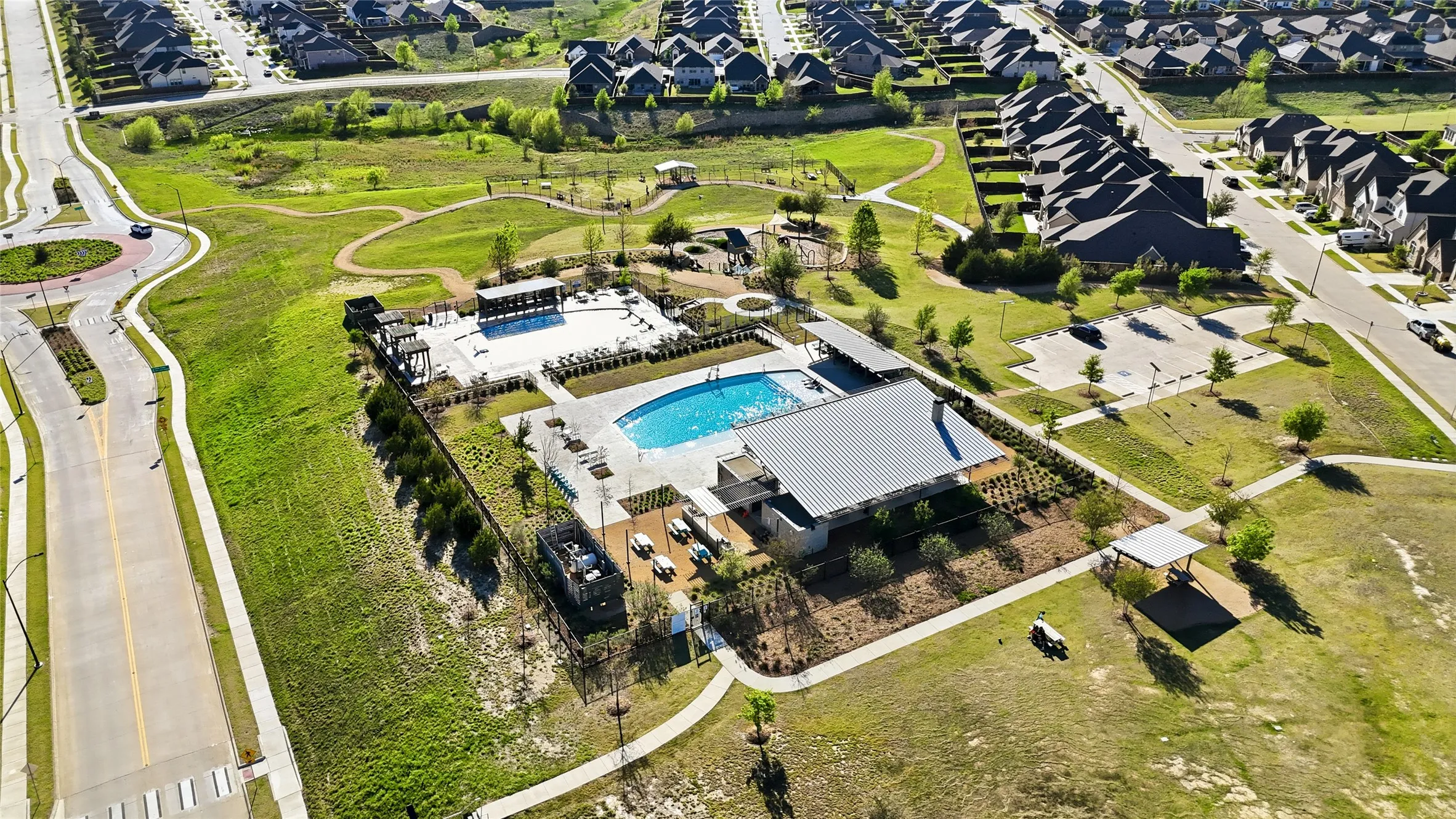 Single Family Residence For Sale in Tarrant County , 5628 Castle Peak Bend, Fort Worth, Texas 76126, 3 Bedrooms, 2 Bathrooms, 2 Garage spaces, 1,830 Sqft, built in 2022, Preowned, Price $387,000, mls#21220938, Real Estate Agent in Fort Worth, Homes For Sale in Tarrant county, Homes For Sale in Fort Worth, Realtor in Fort Worth Texas, Real Estate Brokerage Independent Realty Texas, Luminita Cordes Realtor