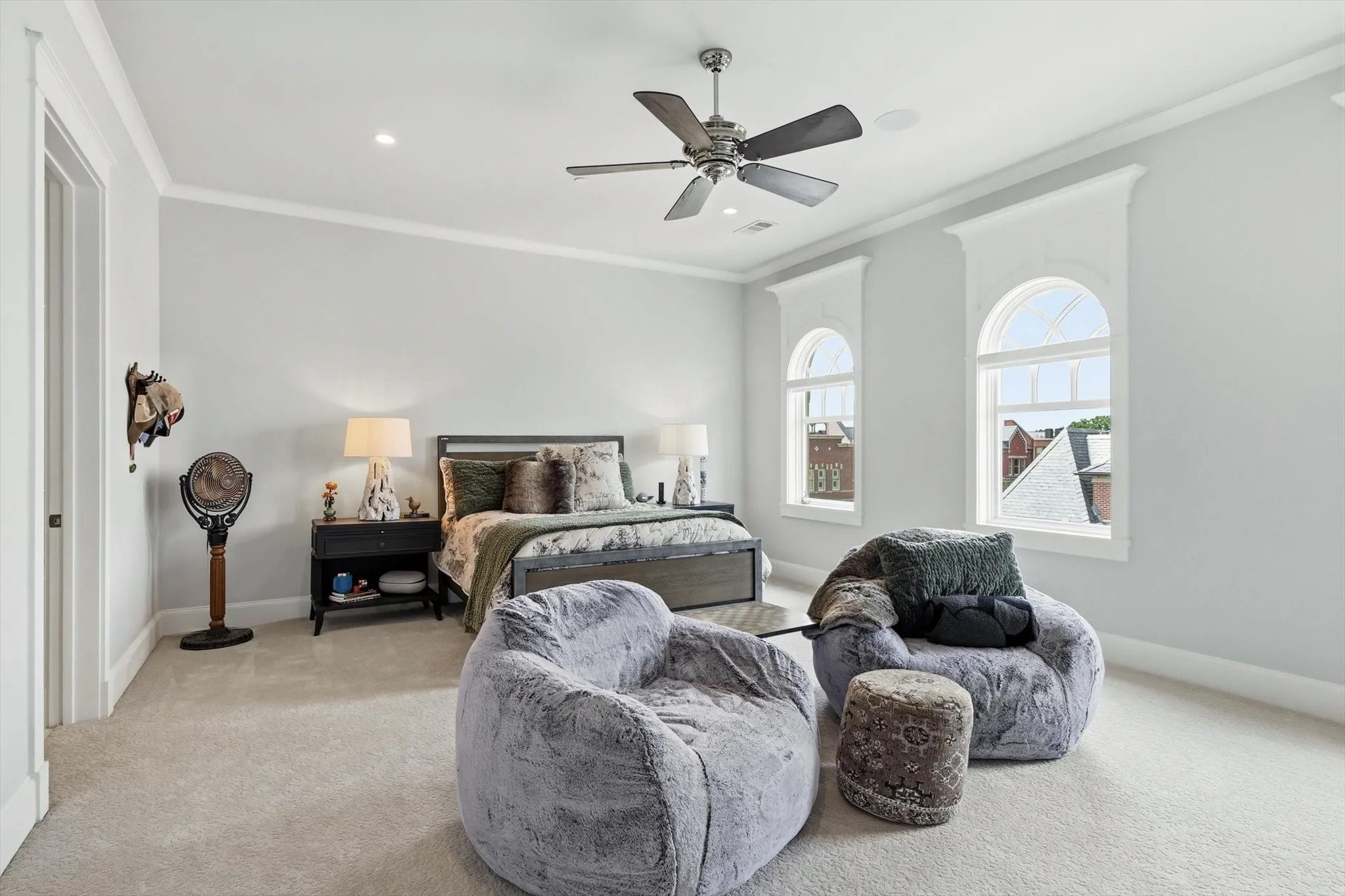Single Family Residence For Sale in Tarrant County , 201 Park Ridge Boulevard, Southlake, Texas 76092, 4 Bedroom, 7 Bathroom, 4 Garage spaces, 9,968 Sqft, built in 2017, mls#21125607, Real Estate Agent in Southlake, Homes For Sale in Tarrant county, Homes For Sale in Southlake, Realtor in Southlake Texas, Real Estate Brokerage Independent Realty Texas, Luminita Cordes Realtor