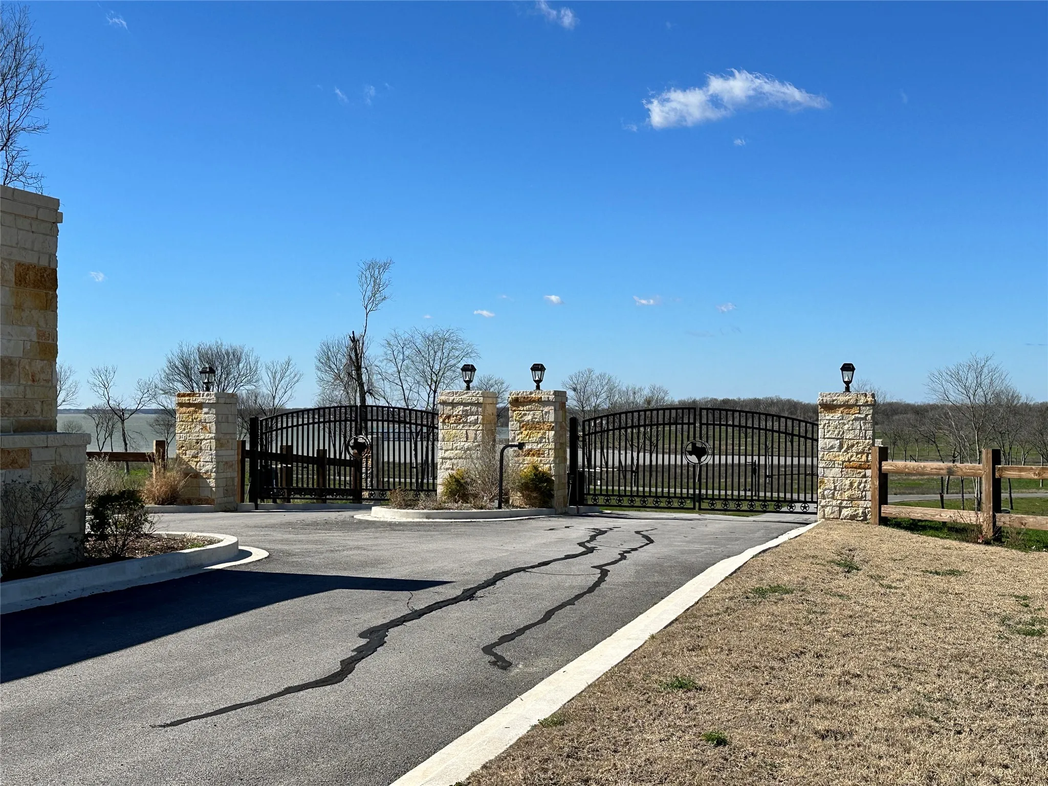 Unimproved Land For Sale in Navarro County , Lot 47 Bridgewater Boulevard, Kerens, Texas 75144, 0, 0, Garage spaces, 0 Sqft, built in 0, Price $102,000, mls#21215216, Real Estate Agent in Kerens, Homes For Sale in Navarro county, Homes For Sale in Kerens, Realtor in Kerens Texas, Real Estate Brokerage Independent Realty Texas, Luminita Cordes Realtor
