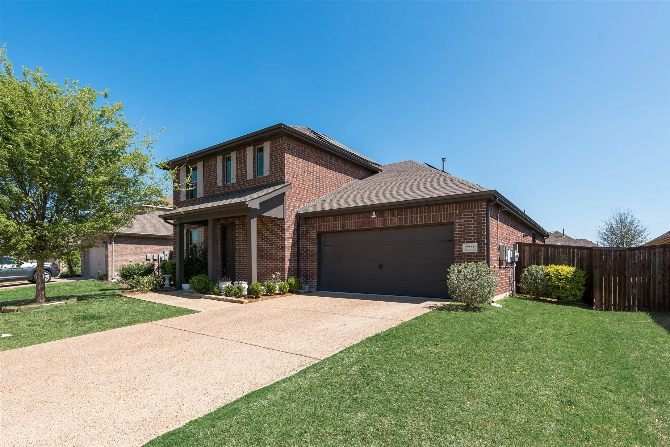 Single Family Residence For Sale in Collin County , 2226 Poppy Valley Lane, Melissa, Texas 75454, 3 Bedroom, 3 Bathroom, 2 Garage spaces, 2,375 Sqft, built in 2021, Preowned, Price $395,000, mls#21220900, Real Estate Agent in Melissa, Homes For Sale in Collin county, Homes For Sale in Melissa, Realtor in Melissa Texas, Real Estate Brokerage Independent Realty Texas, Luminita Cordes Realtor