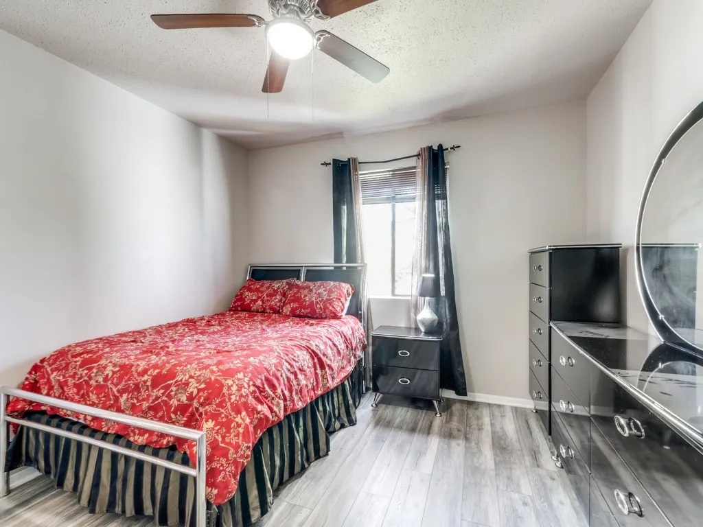 Condominium For Sale in Dallas County , 7431 Holly Hill Drive 210, Dallas, Texas 75231, 2 Bedroom, 1 Bathroom, Garage spaces, 781 Sqft, built in 1979, mls#21219215, Real Estate Agent in Dallas, Homes For Sale in Dallas county, Homes For Sale in Dallas, Realtor in Dallas Texas, Real Estate Brokerage Independent Realty Texas, Luminita Cordes Realtor
